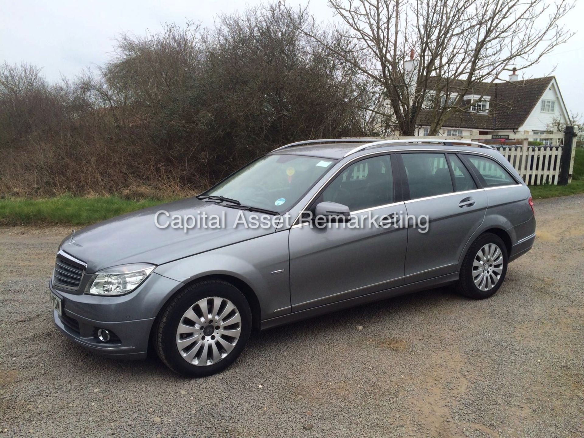 MERCEDES C220CDI "ELEGANCE - BLUEEFFICIENCY" ESTATE (2010 REG) LEATHER INTERIOR - MET PAINT - NO VAT