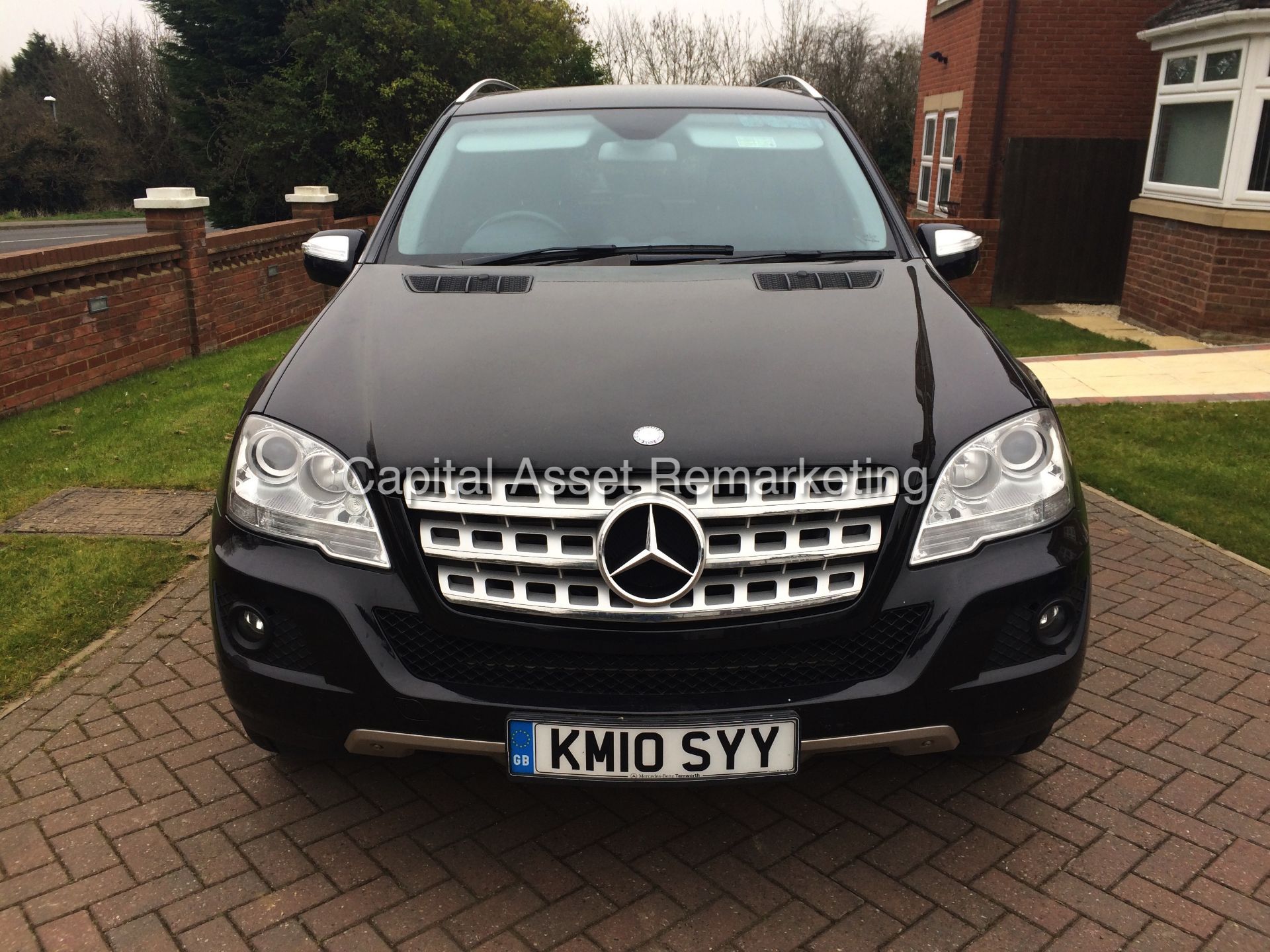 MERCEDES ML 350CDI "SPORT - BLACK EDITION" AUTO / TIP-TRONIC - FULLY LOADED - SAT NAV - STUNNING !!! - Image 2 of 25