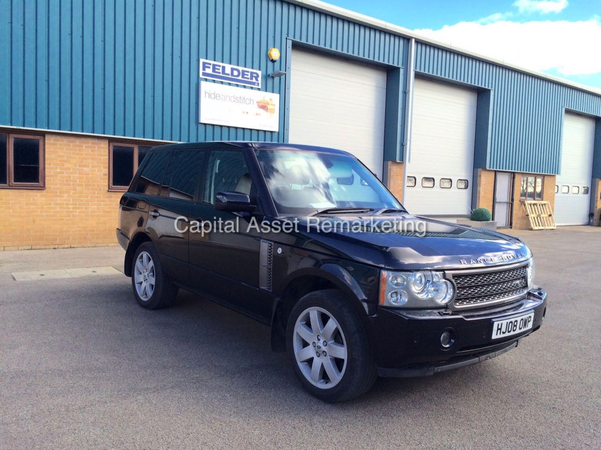 (ON SALE) RANGE ROVER VOGUE 3.6 TDV8 (08 REG) HUGE SPEC 'BLACK EDITION' SAT NAV - FSH (NO VAT)