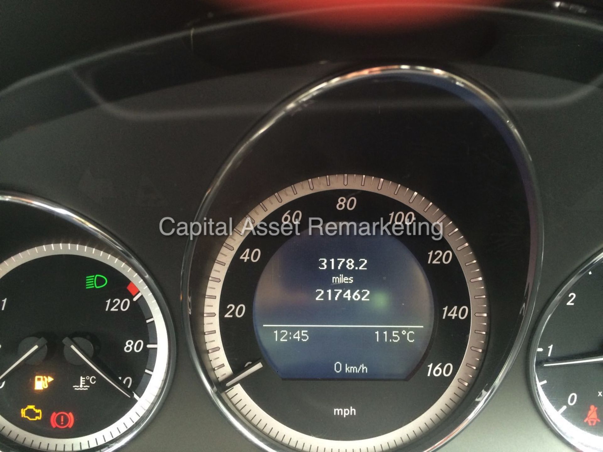 MERCEDES C220CDI "ELEGANCE - BLUEEFFICIENCY" ESTATE (2010 REG) LEATHER INTERIOR - MET PAINT - NO VAT - Image 10 of 13