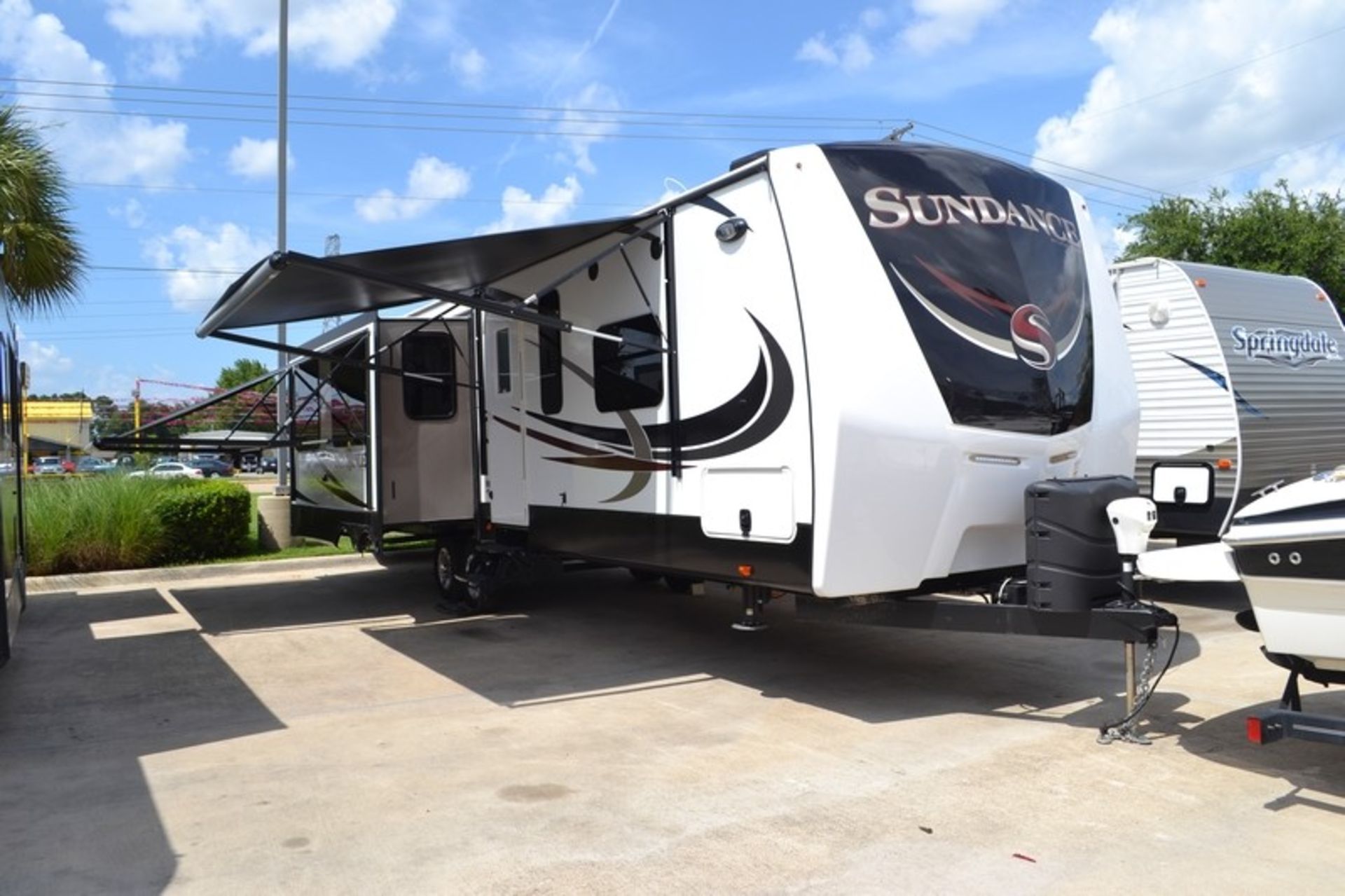 HEARTLAND SUNDANCE TRAVEL TRAILER 322 RES **BRAND NEW** DIRECT FROM HEARTLAND** FULL SPEC**A/C**