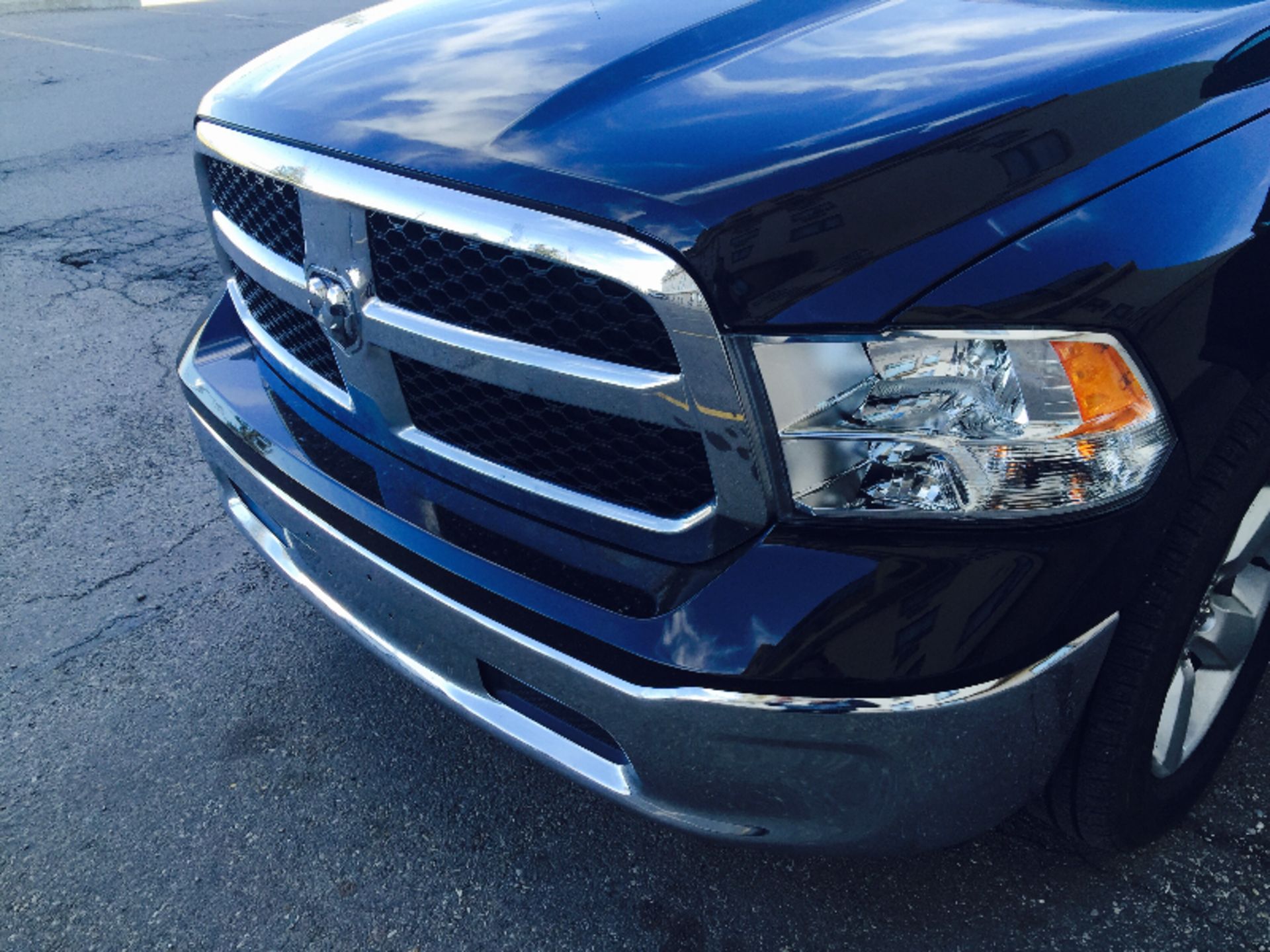 DODGE RAM 1500 SLT**5.7 HEMI V8**CREW CAB**METALLIC BLACK**A/C*CLIMATE CONTROL**FACELIFT 2011 MODEL - Image 4 of 15