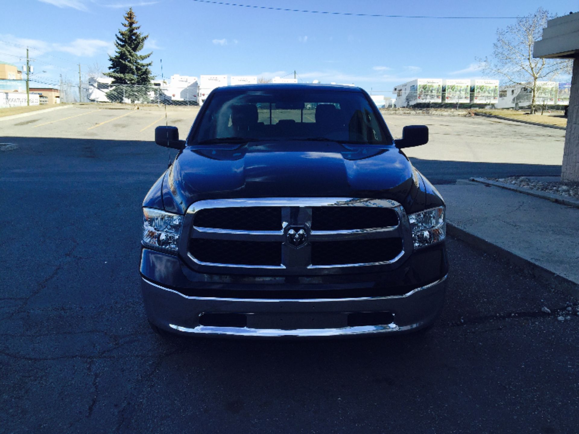 DODGE RAM 1500 SLT**5.7 HEMI V8**CREW CAB**METALLIC BLACK**A/C*CLIMATE CONTROL**FACELIFT 2011 MODEL - Image 2 of 15