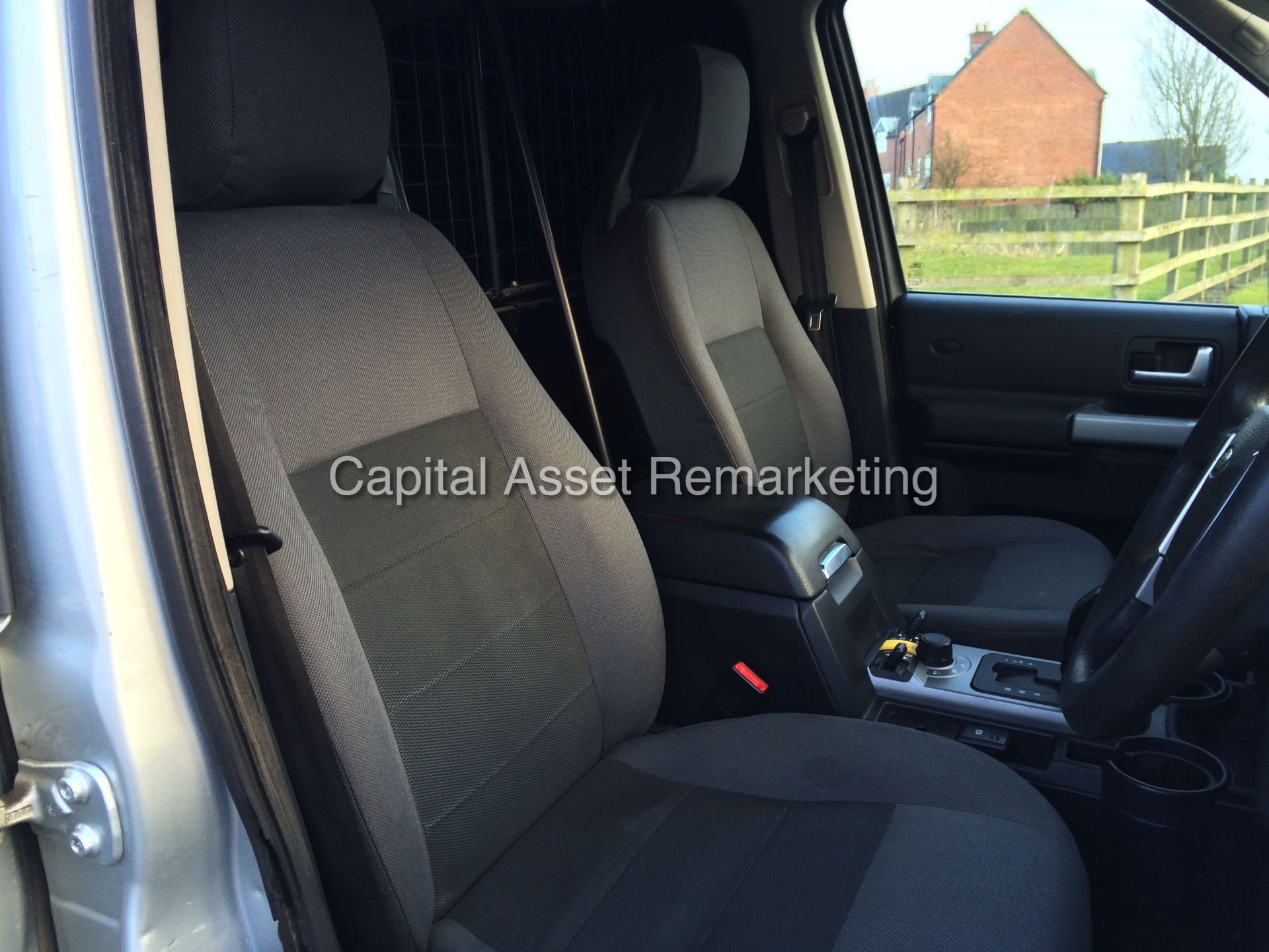 LANDROVER DISCOVERY 3 "TDV6" AUTOMATIC - 1 PREVIOUS OWNER FROM NEW - AIR SUSPENSION - PRIVACY GLASS! - Image 11 of 18