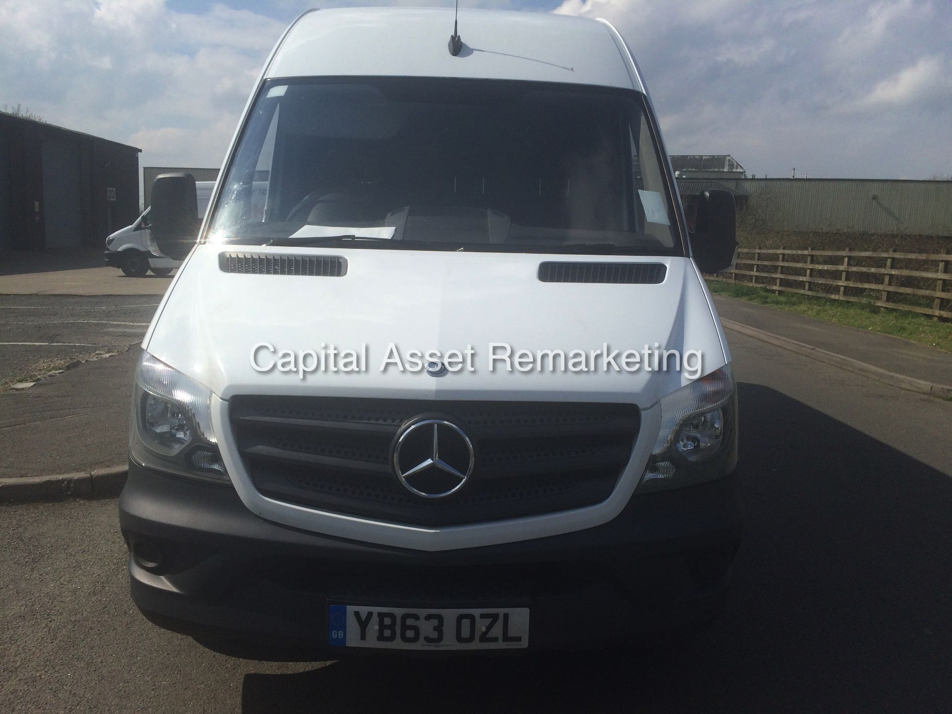 MERCEDES SPRINTER 313CDI "130BHP - 6 SPEED" (2014 YEAR - NEW SHAPE) LWB / HI TOP - 1 OWNER - Image 2 of 11