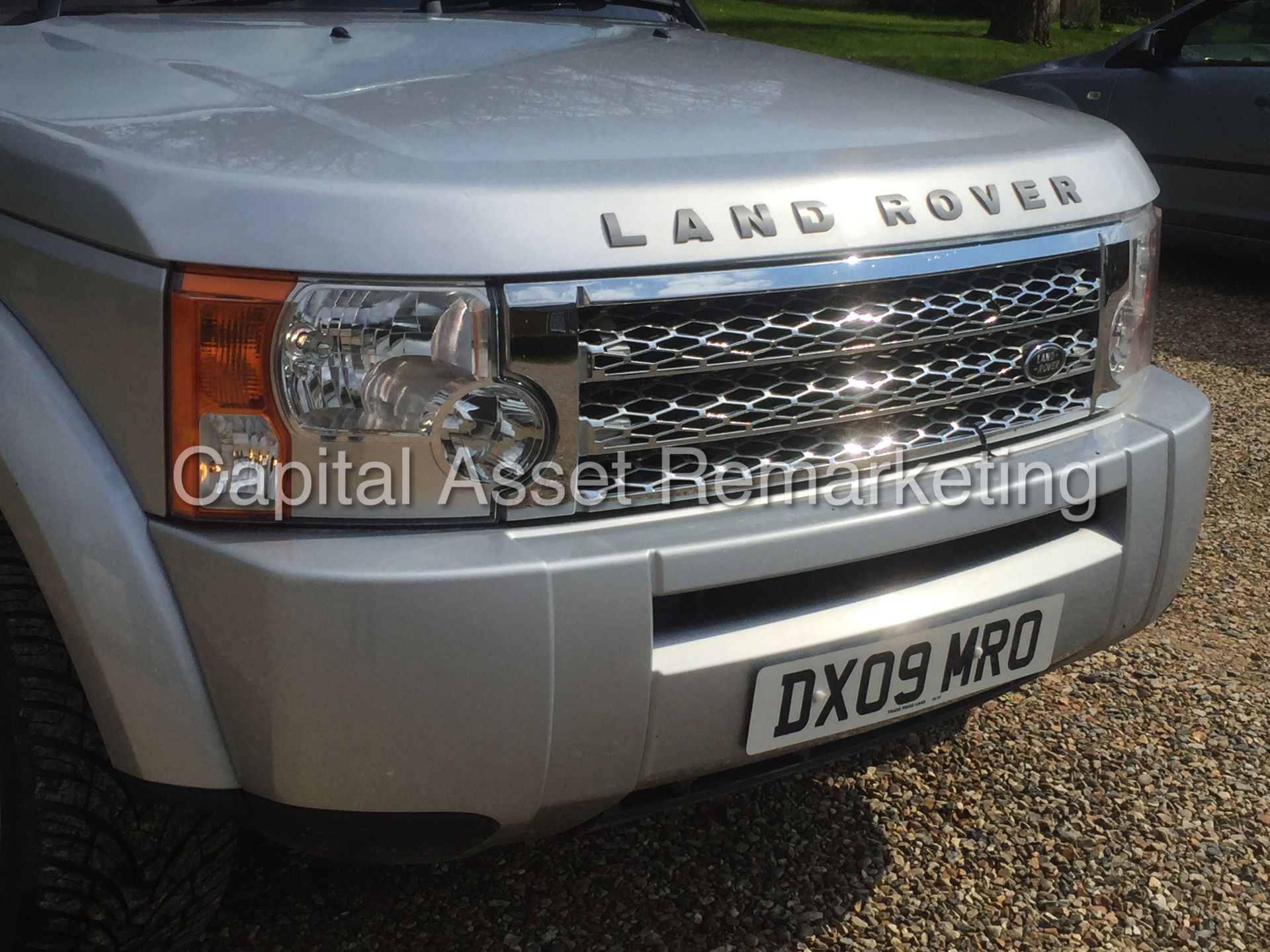 (ON SALE) LAND ROVER DISCOVERY (2009 - 09 REG) 2.7 TDV6 - AUTO - 7 SEATER - AIR SUSPENSION (NO VAT) - Image 9 of 26