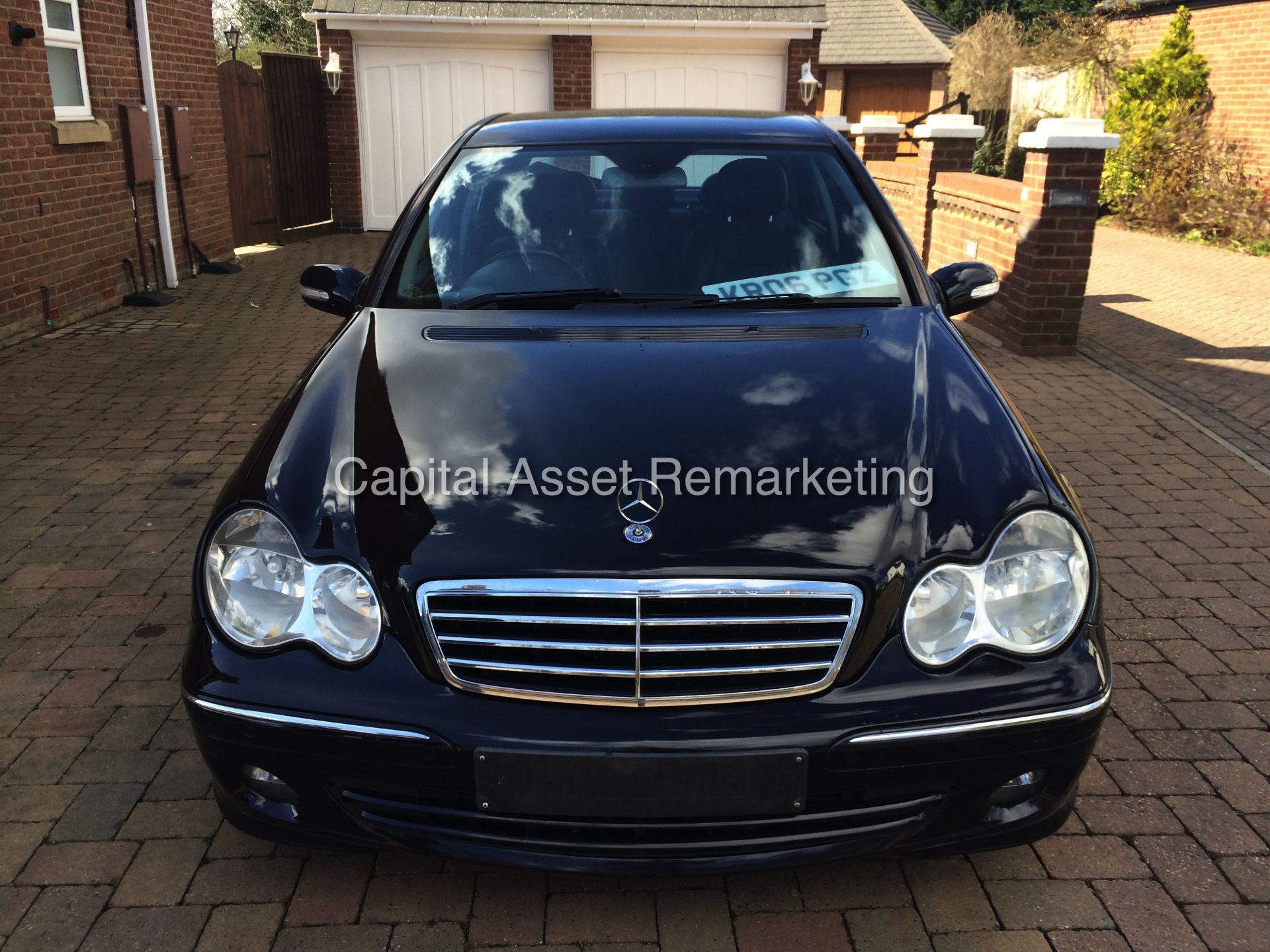 (ON SALE) MERCEDES C220CDI "AVANTGARDE SE" AUTO / TIP-TRONIC (2006 - 06 REG) TOP SPEC - SAT NAV - - Image 7 of 21