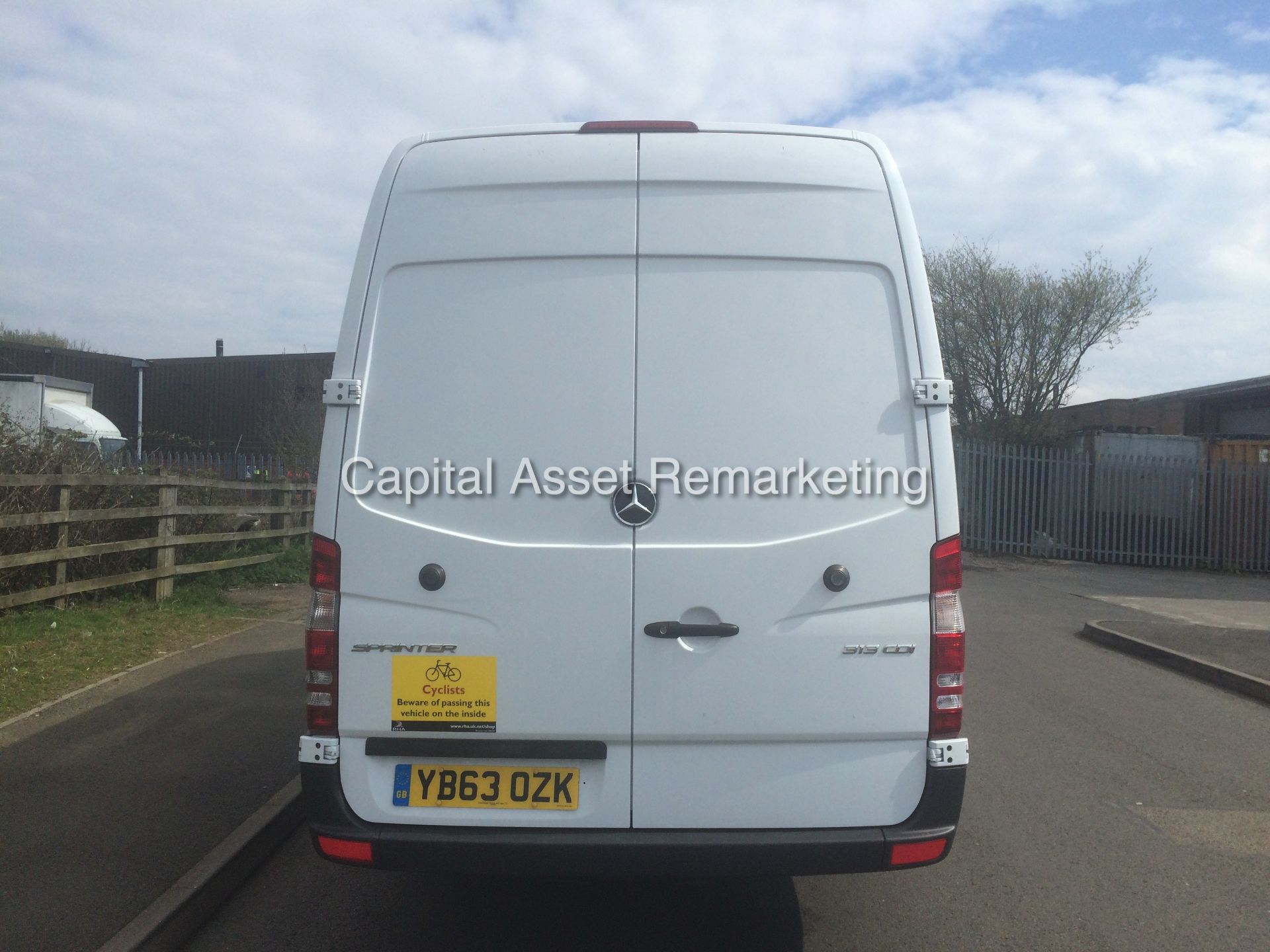 (ON SALE) MERCEDES SPRINTER 313CDI "130BHP - 6 SPEED" (2014 MODEL - NEW SHAPE) LWB / HI TOP -1 OWNER - Image 5 of 11