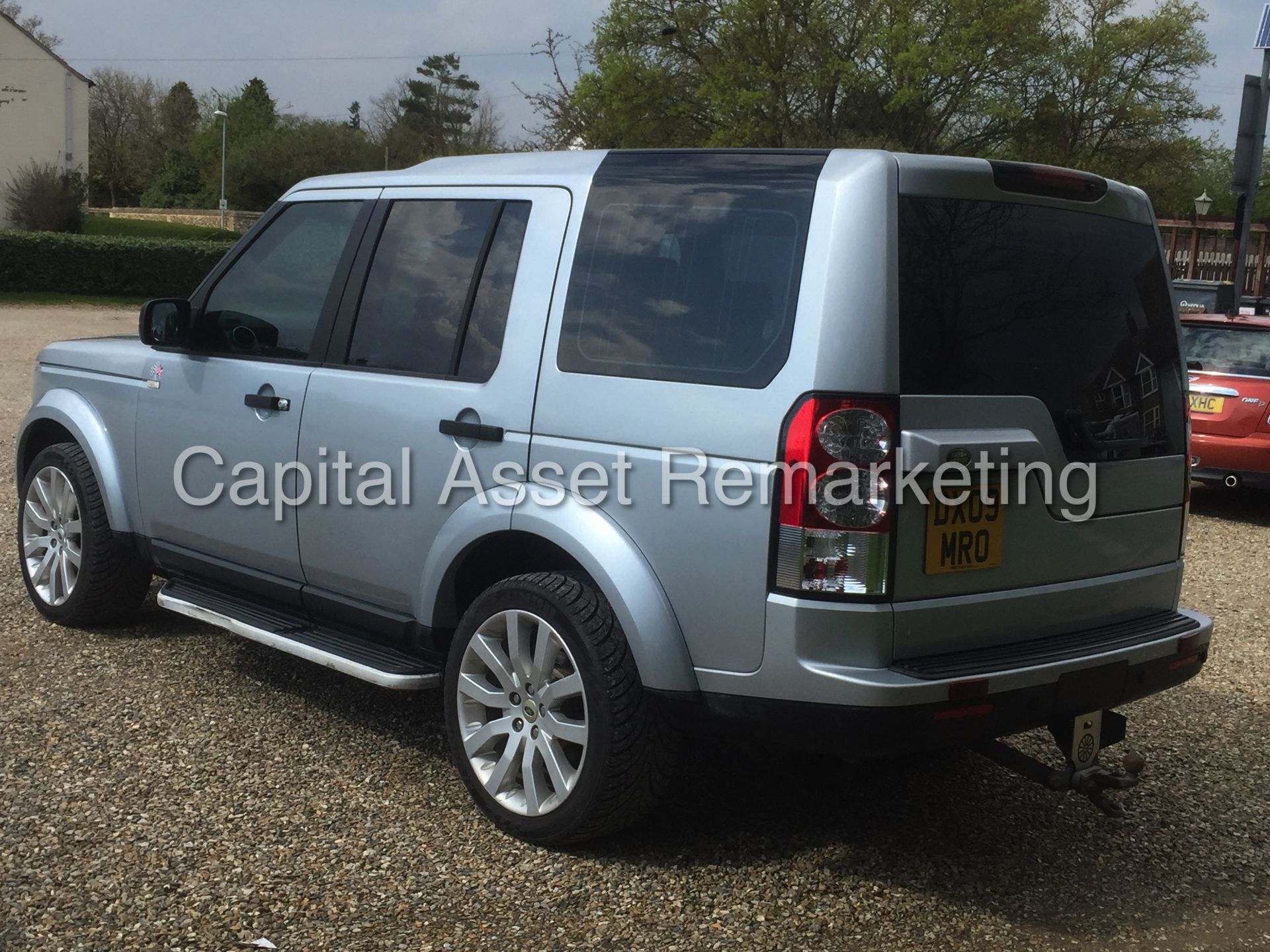 (ON SALE) LAND ROVER DISCOVERY (2009 - 09 REG) 2.7 TDV6 - AUTO - 7 SEATER - AIR SUSPENSION (NO VAT) - Image 6 of 26