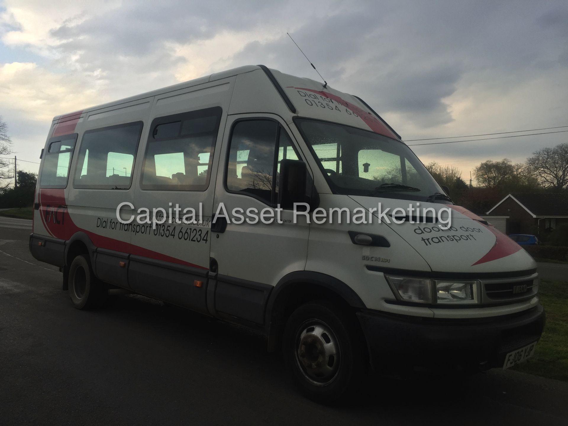 (ON SALE) IVECO DAILY 50C14 '17 SEATER MINI-BUS' (2006) 3.0 'DIESEL' - 150 BHP - 6 SPEED (NO VAT) - Image 2 of 20