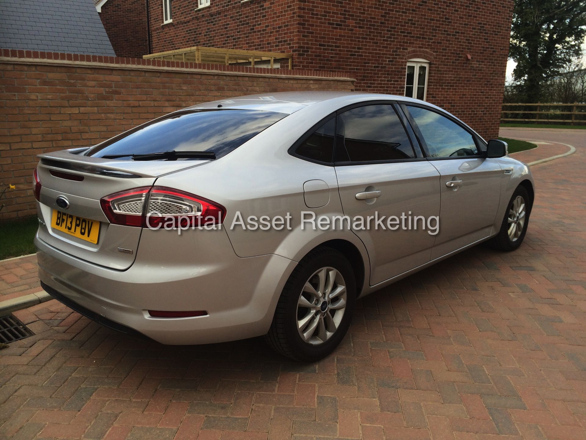 FORD MONDEO 1.6TDCI "ZETEC" (2013 - 13 REG) 1 OWNER - FSH -AIR CON - ELEC PACK -ALLOYS- STOP / START - Image 6 of 18