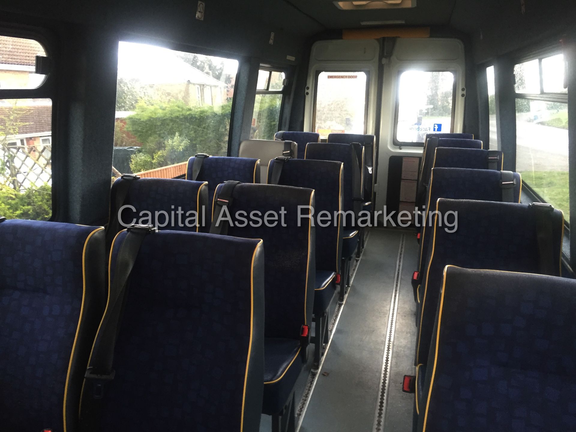 (ON SALE) IVECO DAILY 50C14 '17 SEATER MINI-BUS' (2006) 3.0 'DIESEL' - 150 BHP - 6 SPEED (NO VAT) - Image 17 of 20