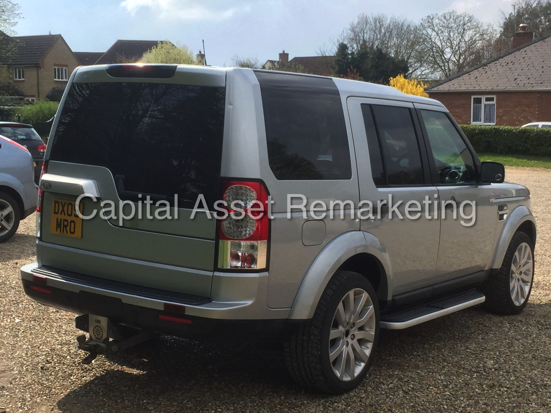 (ON SALE) LAND ROVER DISCOVERY (2009 - 09 REG) 2.7 TDV6 - AUTO - 7 SEATER - AIR SUSPENSION (NO VAT) - Image 8 of 26