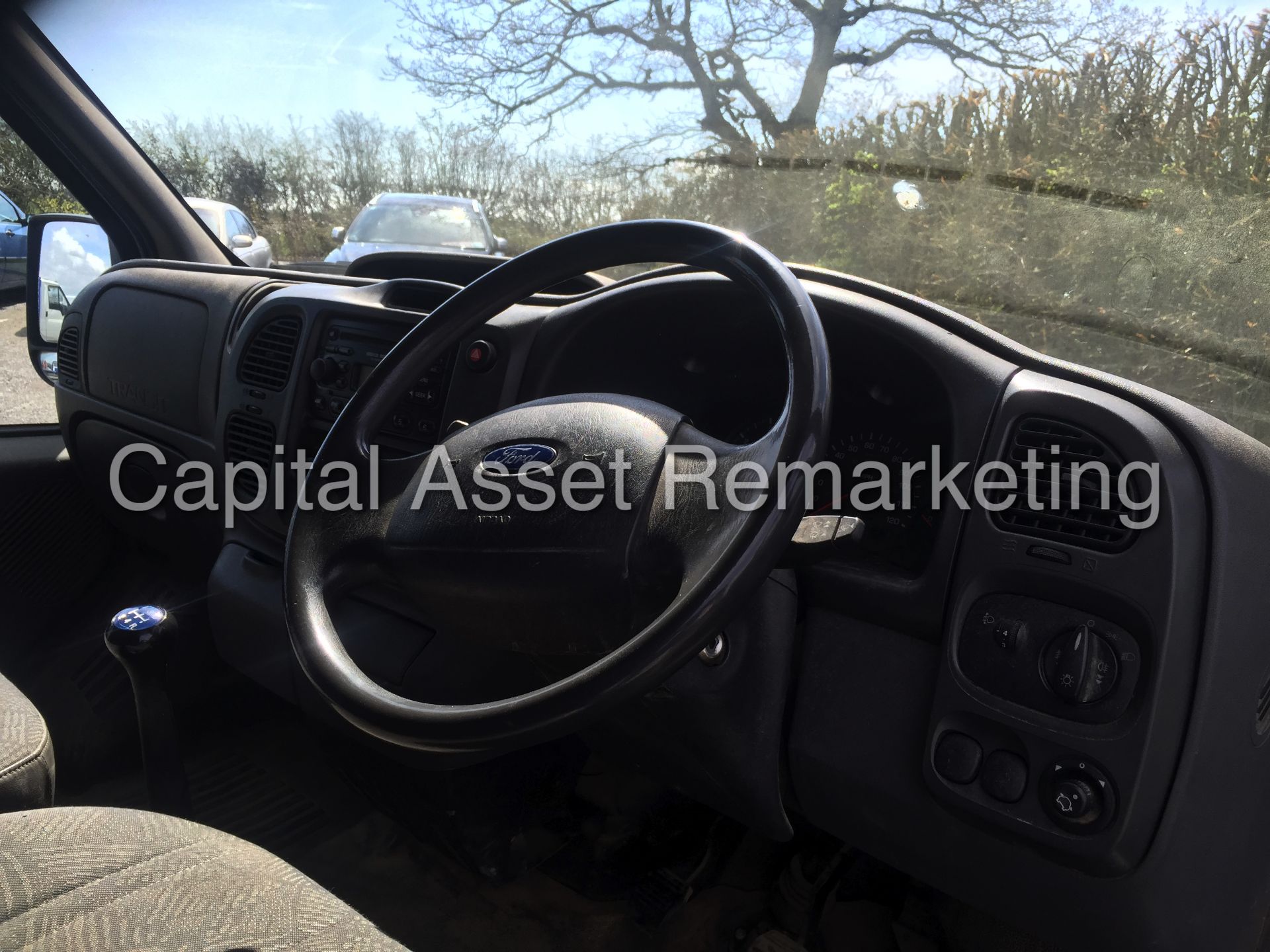 FORD TRANSIT T280 SWB (2004 MODEL) '2.0 TURBO DIESEL' (NO VAT - SAVE 20%) - Image 11 of 16