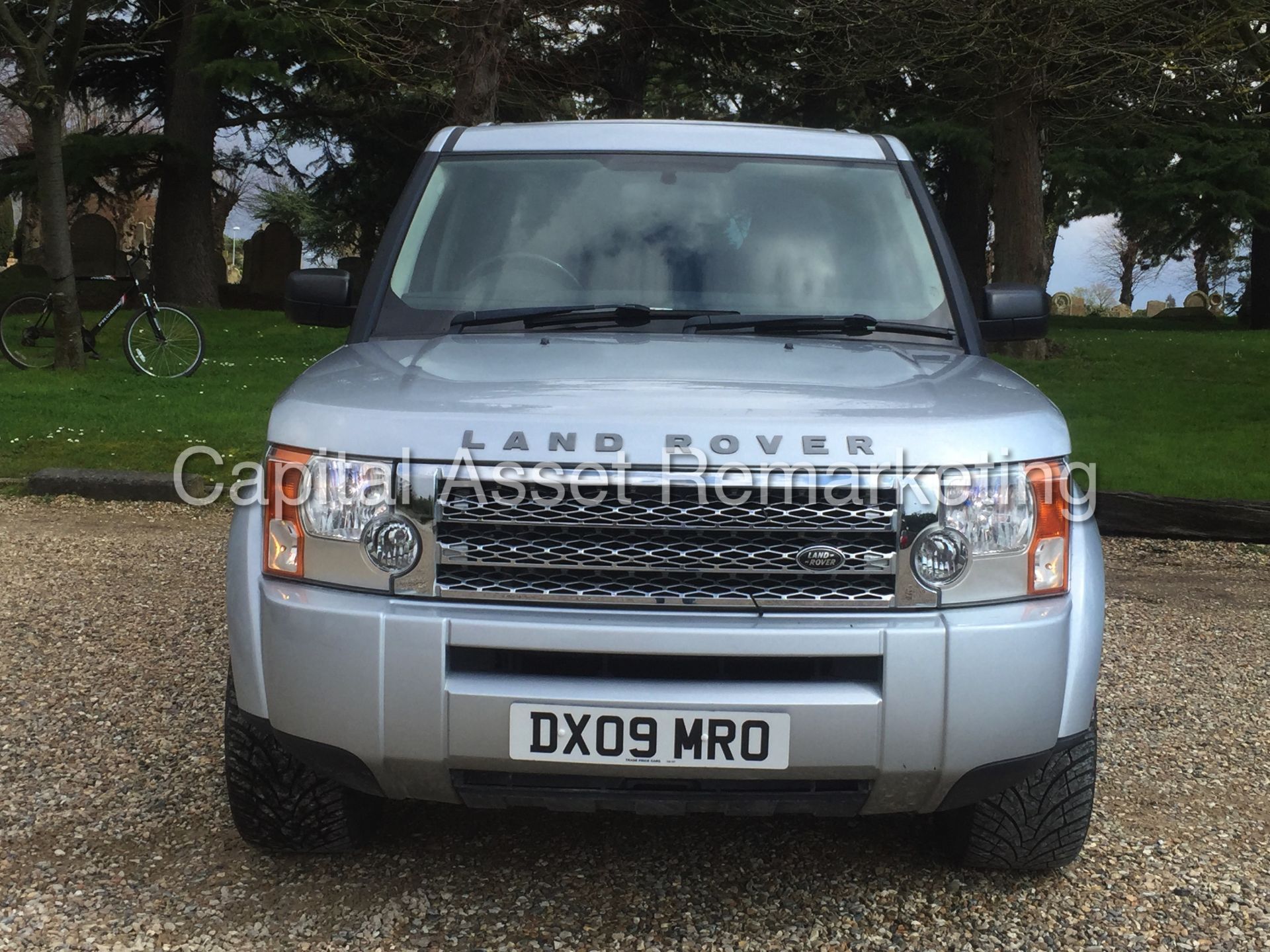 (ON SALE) LAND ROVER DISCOVERY (2009 - 09 REG) 2.7 TDV6 - AUTO - 7 SEATER - AIR SUSPENSION (NO VAT) - Image 3 of 26