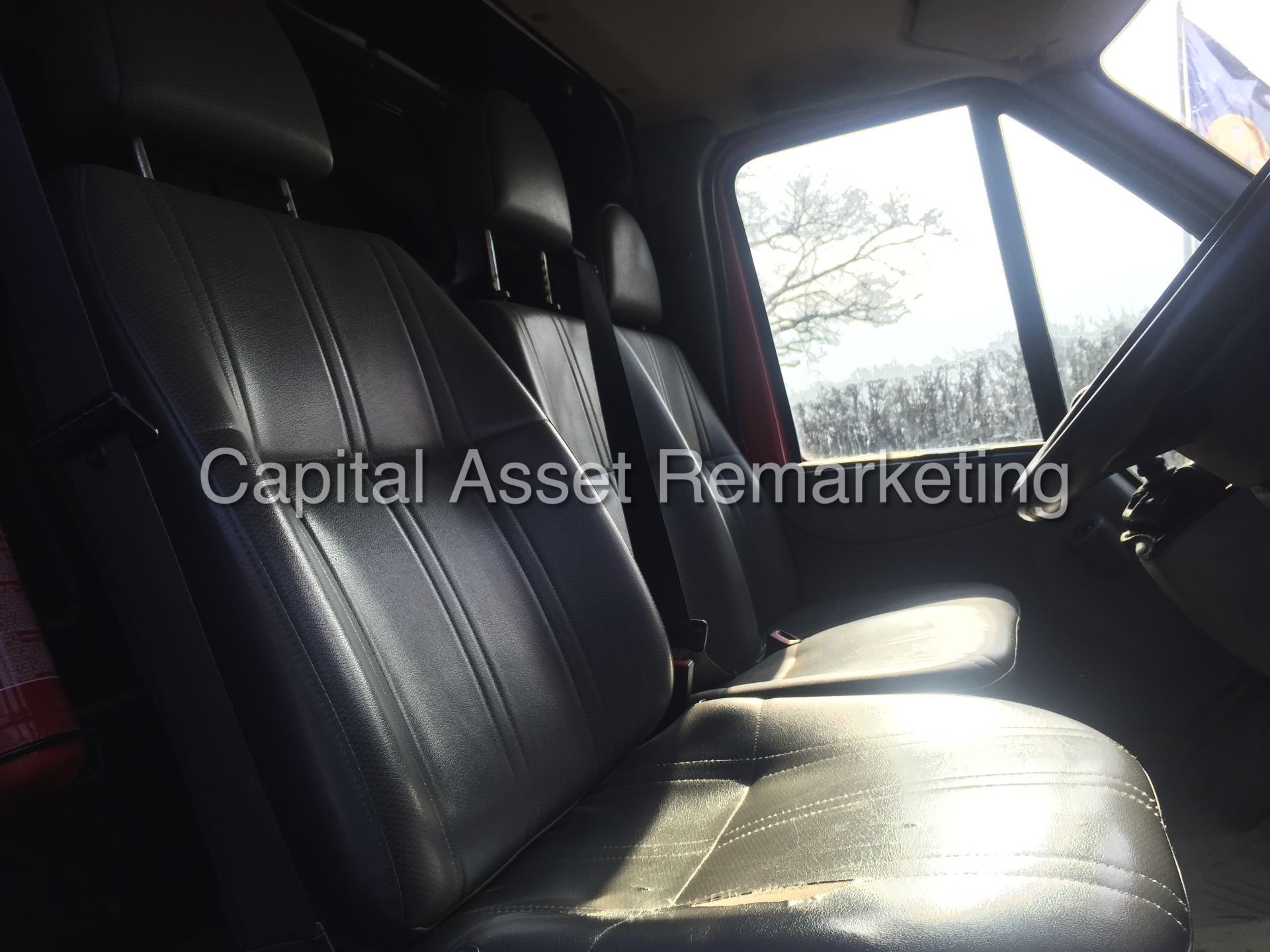 (ON SALE) FORD TRANSIT 100 T350L RWD (2011 MODEL) 2.4 TDCI - 6 SPEED 'LWB SEMI HI-ROOF' (1 OWNER) - Image 11 of 17