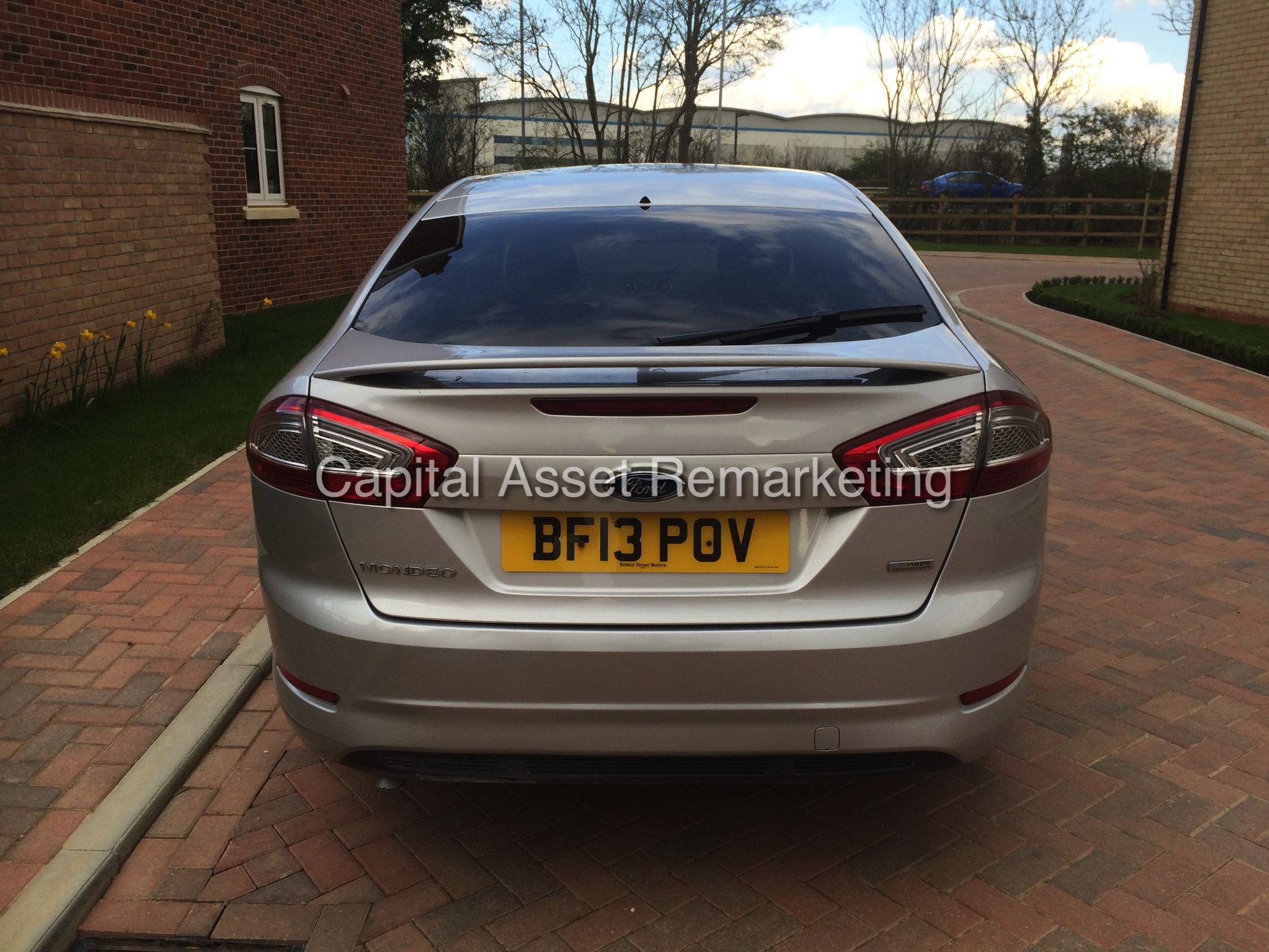 FORD MONDEO 1.6TDCI "ZETEC" (2013 - 13 REG) 1 OWNER - FSH -AIR CON - ELEC PACK -ALLOYS- STOP / START - Image 5 of 18