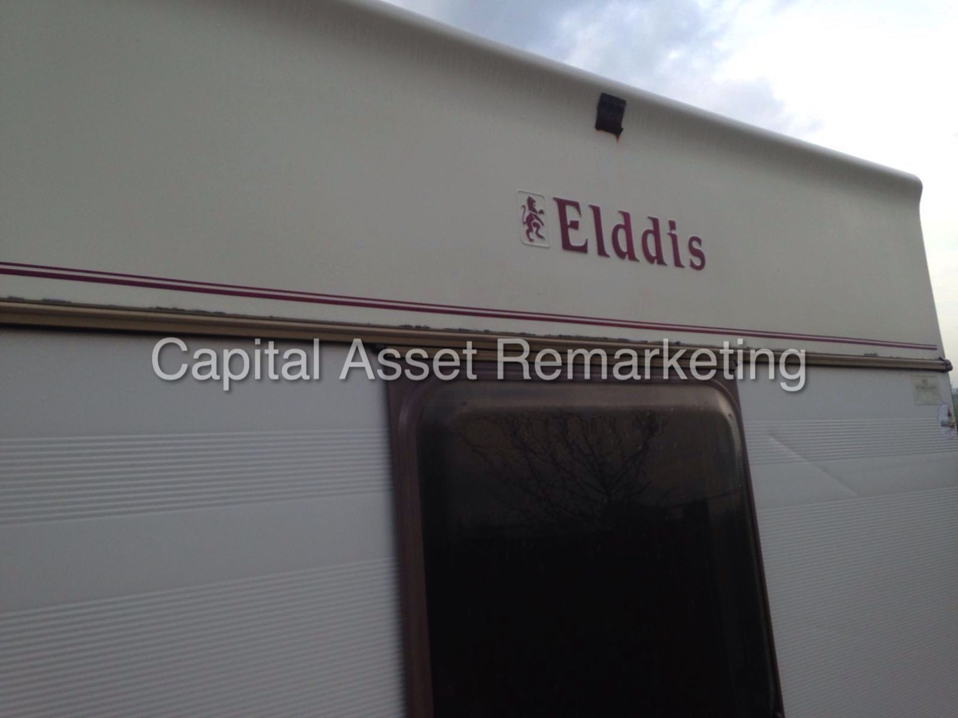 ELDDIS CRUSADER 'STORM' (2001) 5 BERTH TOURING CARAVAN (NO VAT - SAVE 20%) - Image 22 of 22