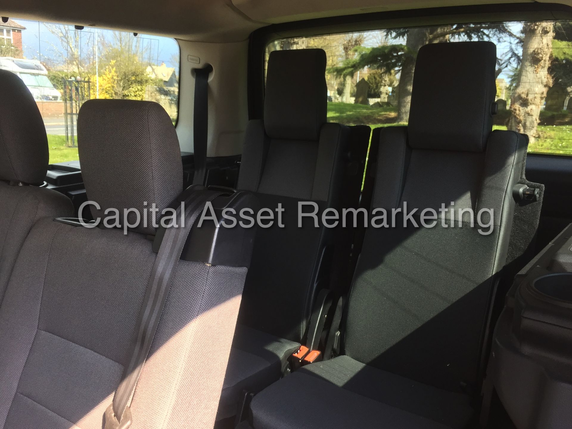 (ON SALE) LAND ROVER DISCOVERY (2009 - 09 REG) 2.7 TDV6 - AUTO - 7 SEATER - AIR SUSPENSION (NO VAT) - Image 19 of 26