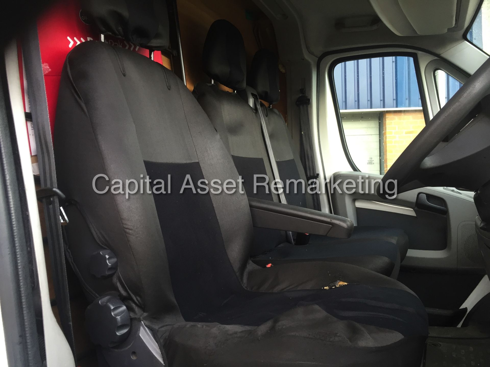 CITROEN RELAY 35 LWB HI-ROOF (2011 MODEL) 2.2 HDI - 120 PS - 6 SPEED (ELECTRIC PACK) - Image 12 of 19