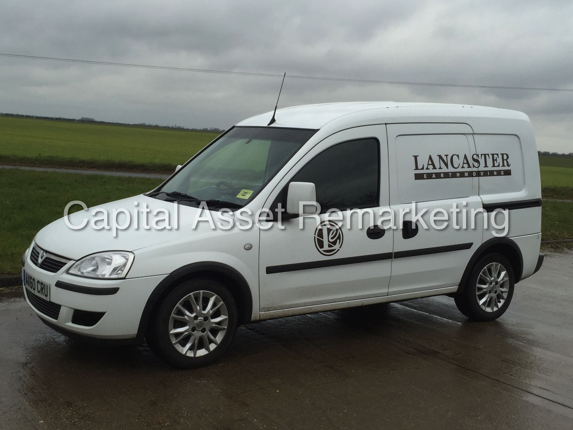 (ON SALE) VAUXHALL COMBO 1700 'SE' CDTI (2011 MODEL) 'DIESEL VAN' (1 OWNER FROM NEW) - Image 5 of 17