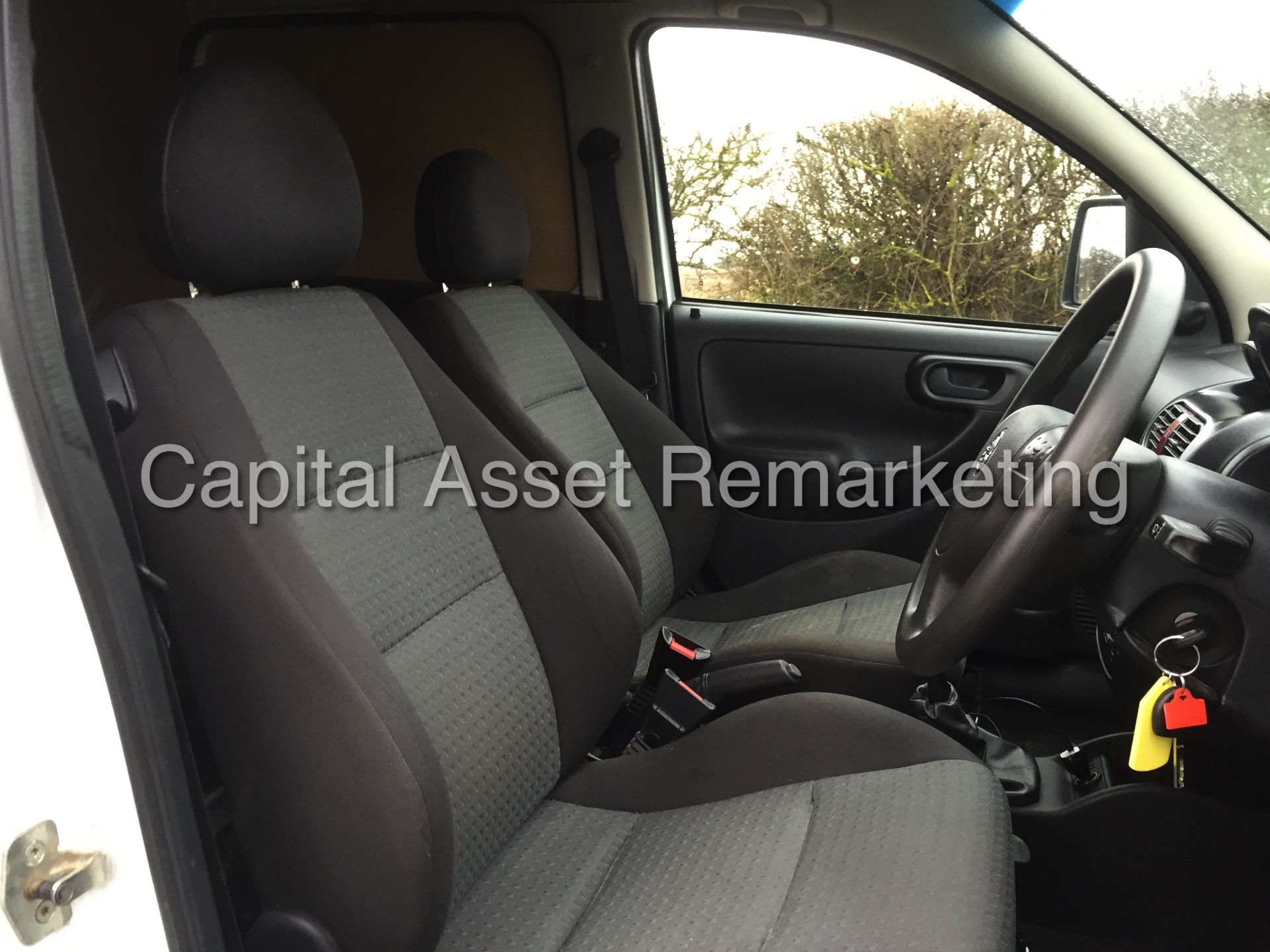 (ON SALE) VAUXHALL COMBO 1700 'SE' CDTI (2011 MODEL) 'DIESEL VAN' (1 OWNER FROM NEW) - Image 11 of 17