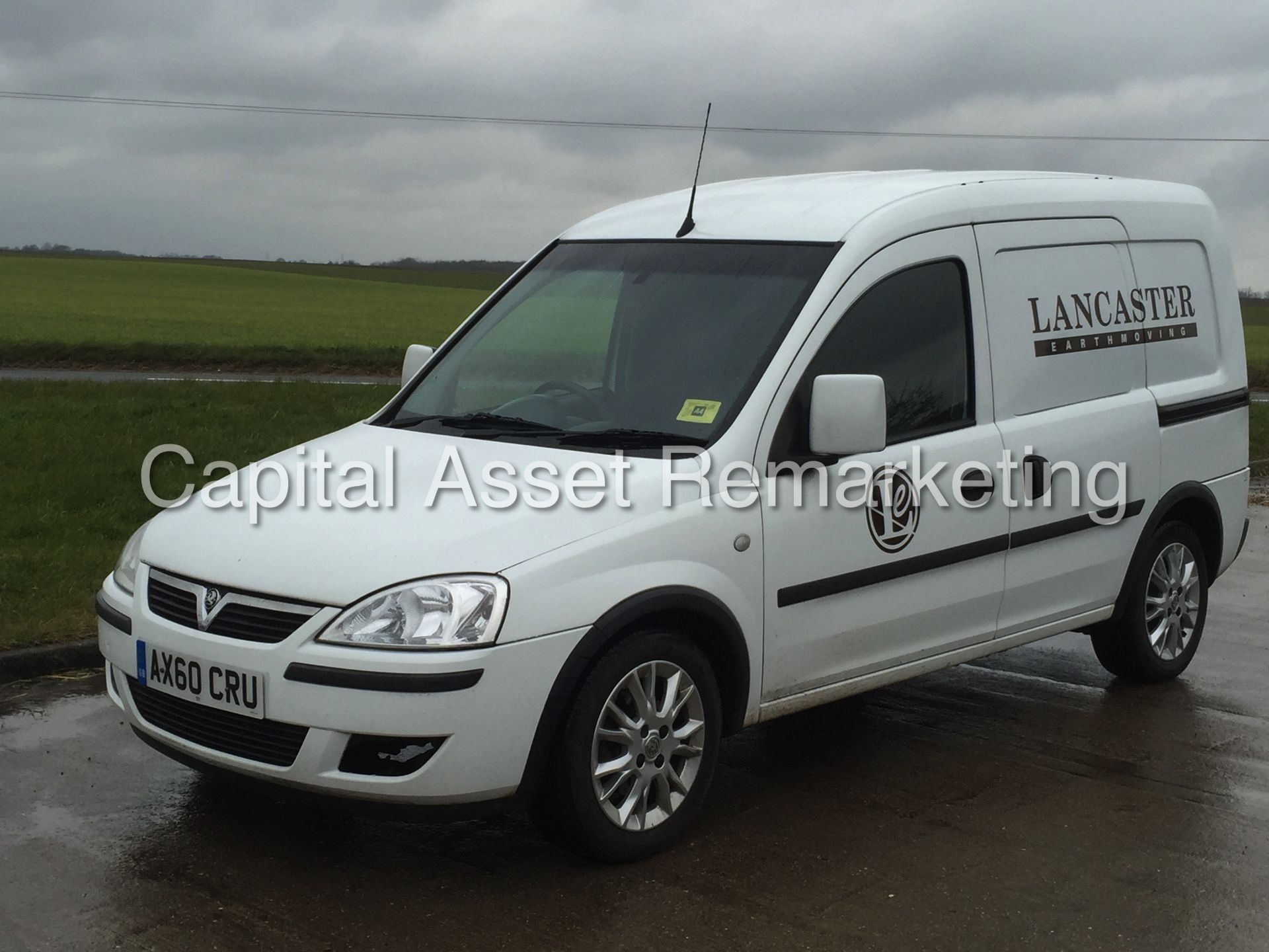 (ON SALE) VAUXHALL COMBO 1700 'SE' CDTI (2011 MODEL) 'DIESEL VAN' (1 OWNER FROM NEW) - Image 4 of 17