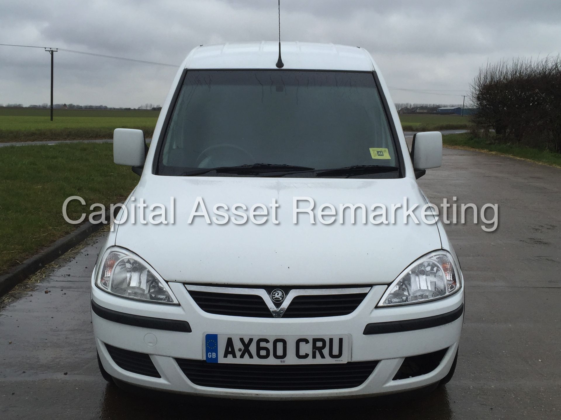 (ON SALE) VAUXHALL COMBO 1700 'SE' CDTI (2011 MODEL) 'DIESEL VAN' (1 OWNER FROM NEW) - Image 3 of 17