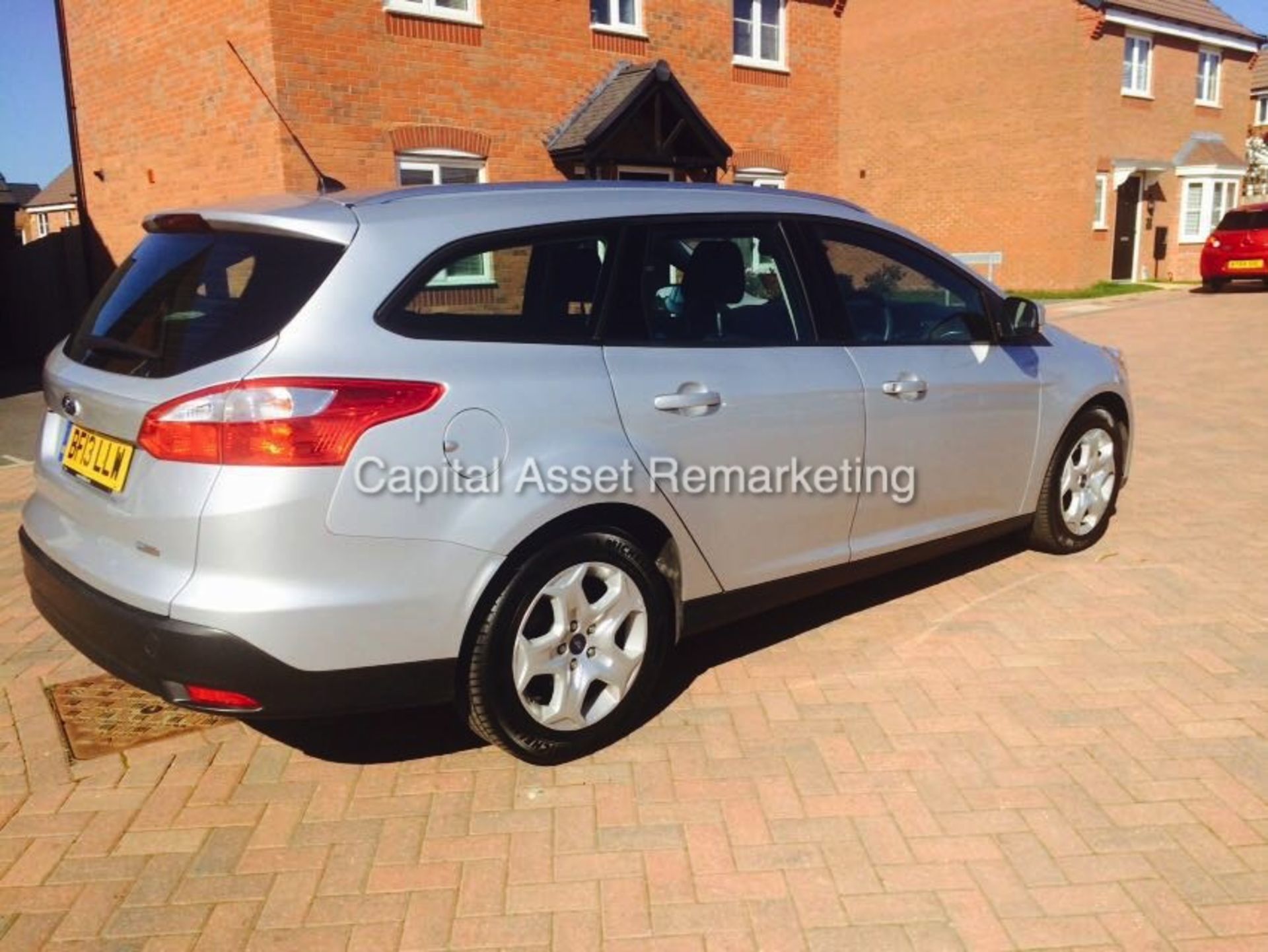 FORD FOCUS 1.6TDCI (ECO TECH) - STOP/START - 13 REG - 1 OWNER - FULL SERVICE HISTORY - AIR CON - !!! - Image 6 of 13