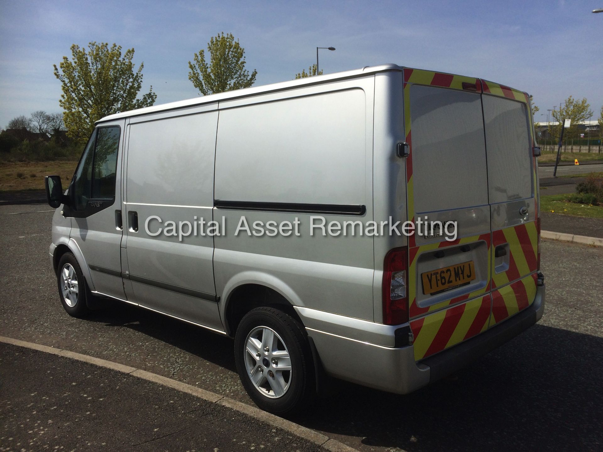 FORD TRANSIT 2.2TDCI "LIMITED" 125PSI / 6 SPEED (2013 MODEL) FULLY LOADED - AIR CON - ELEC PACK - Image 5 of 21