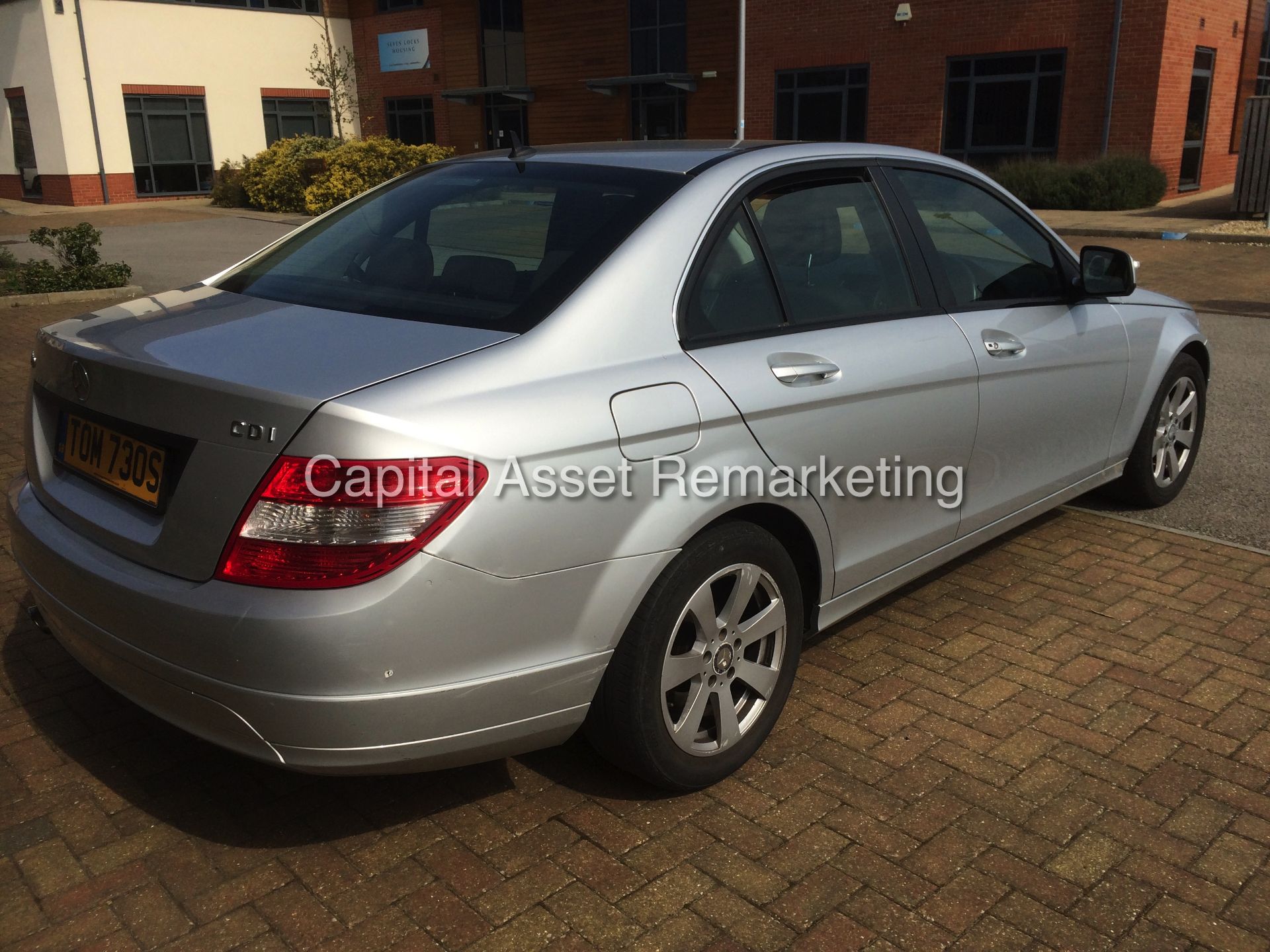 MERCEDES C220CDI (AUTO) "SE - SPECIAL EQUIPMENT" ONLY 53000 MILES FROM NEW!! FULL HISTORY!! NO VAT - Image 7 of 20