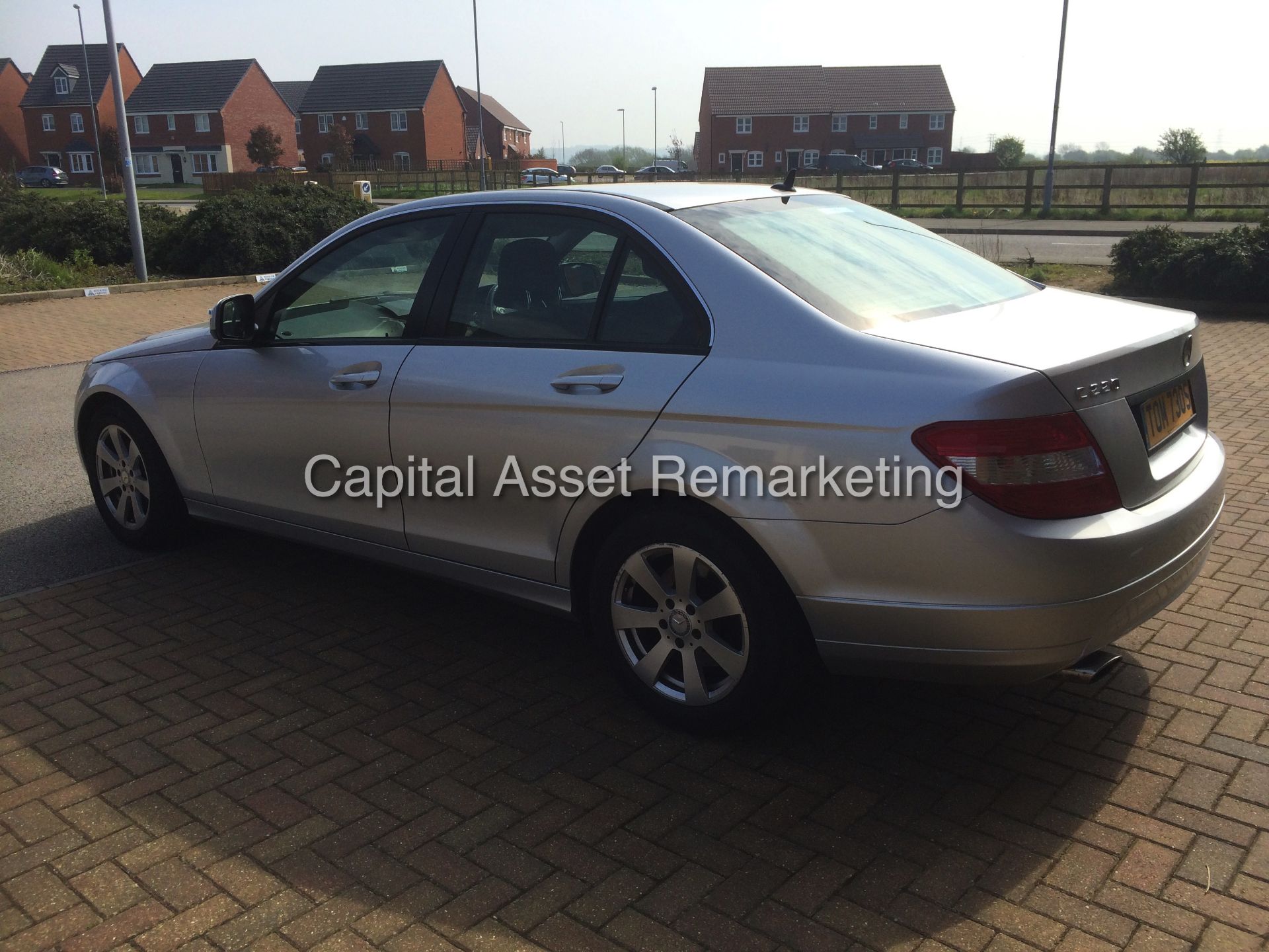 MERCEDES C220CDI (AUTO) "SE - SPECIAL EQUIPMENT" ONLY 53000 MILES FROM NEW!! FULL HISTORY!! NO VAT - Image 5 of 20
