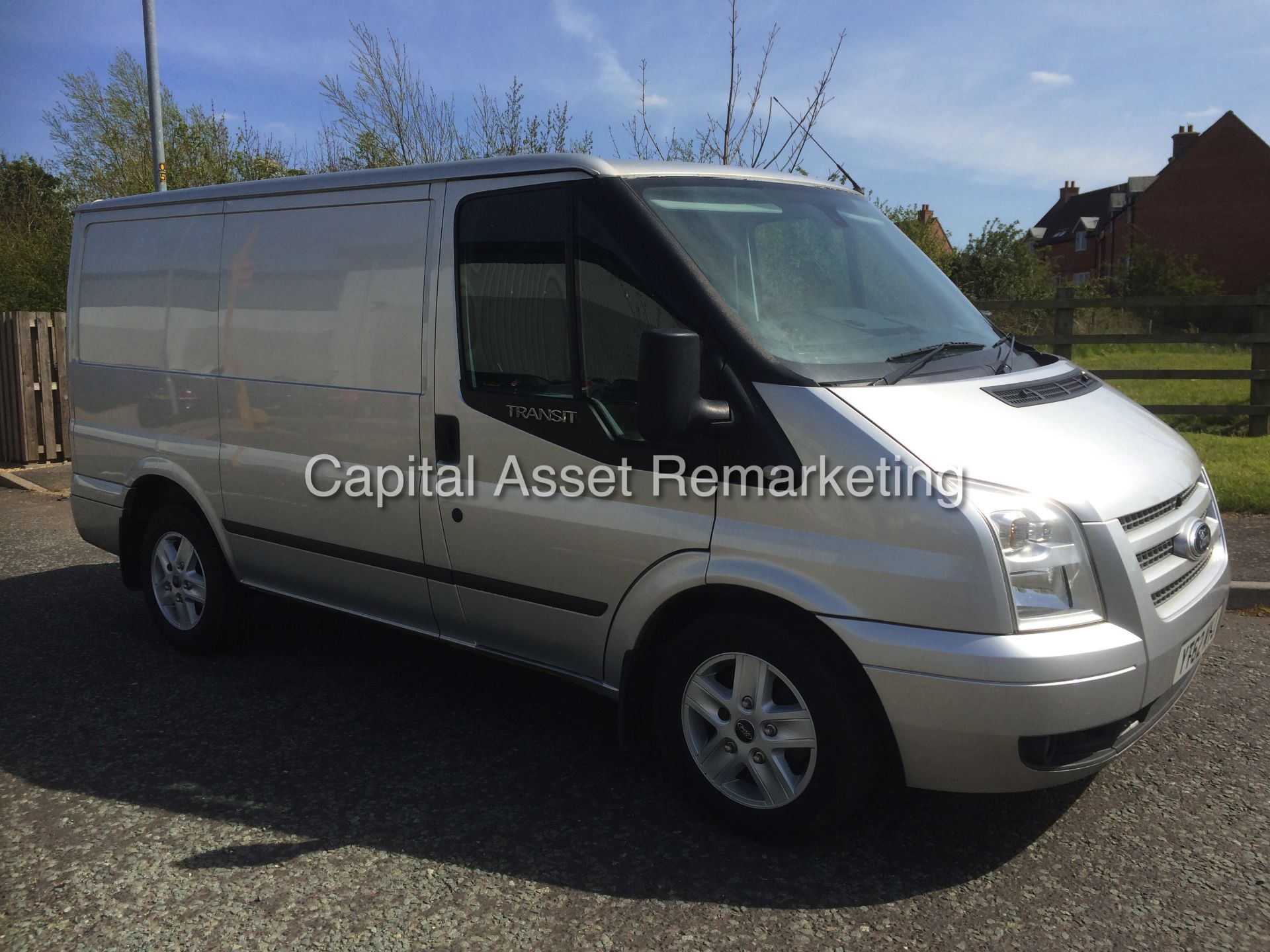 FORD TRANSIT 2.2TDCI "LIMITED" 125PSI / 6 SPEED (2013 MODEL) FULLY LOADED - AIR CON - ELEC PACK - Image 3 of 21