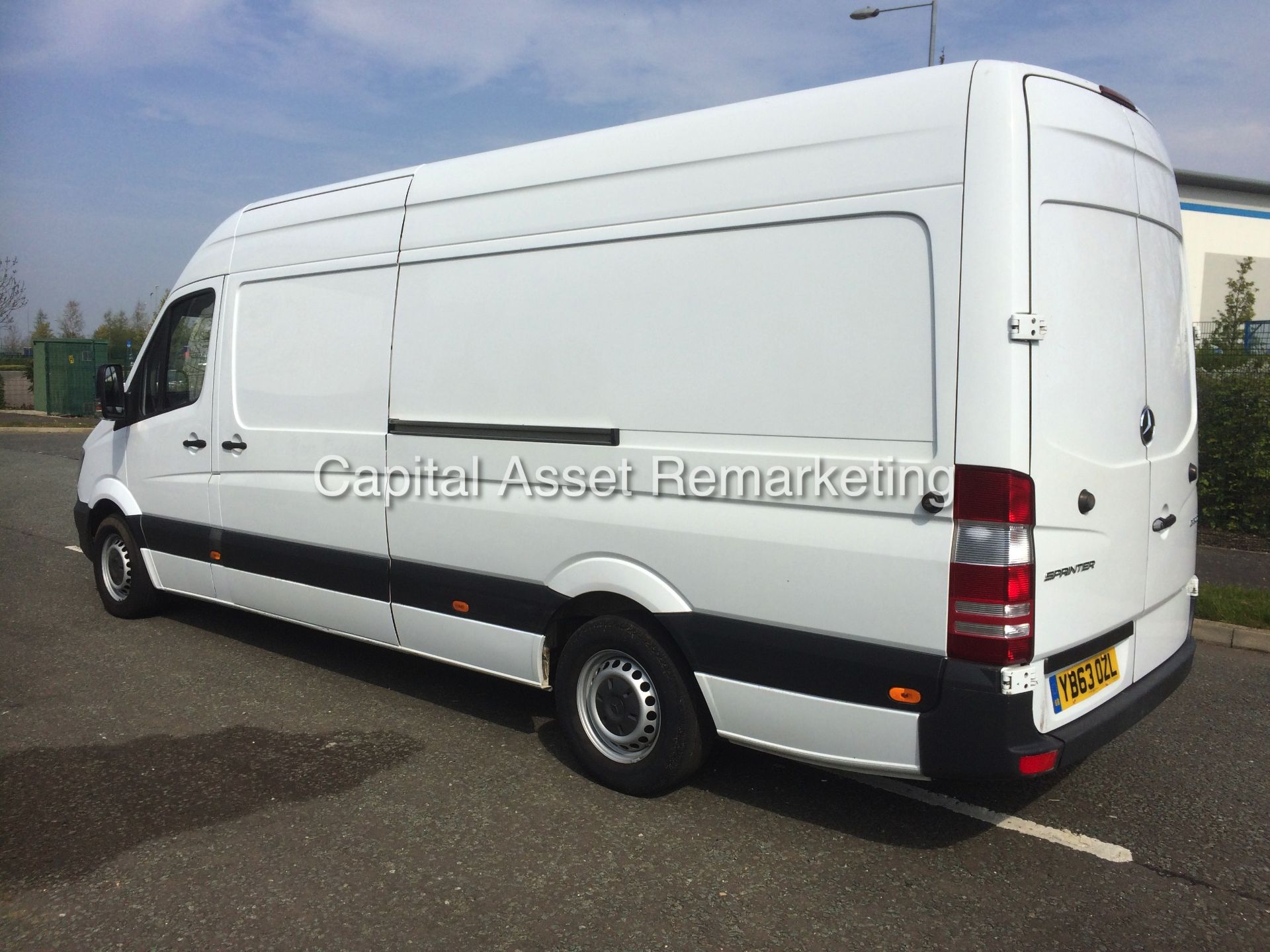 MERCEDES SPRINTER 313CDI - LWB / HI TOP (2014 MODEL) "NEW SHAPE" - 1 OWNER - STILL UNDER WARRANTY - Image 3 of 19