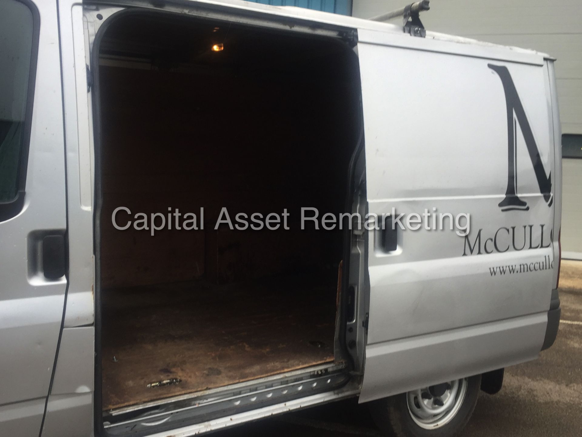 FORD TRANSIT 85 T260 FWD (2011 - 11 REG) 2.2 TDCI 'SWB' (NO VAT - SAVE 20%) - Image 13 of 17