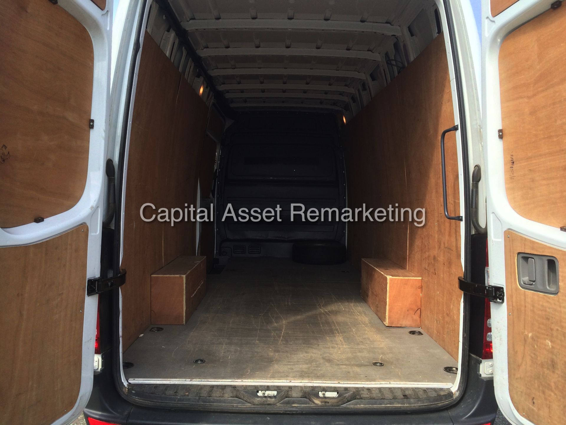 MERCEDES SPRINTER 313CDI - LWB / HI TOP (2014 MODEL) "NEW SHAPE" - 1 OWNER - STILL UNDER WARRANTY - Image 19 of 19