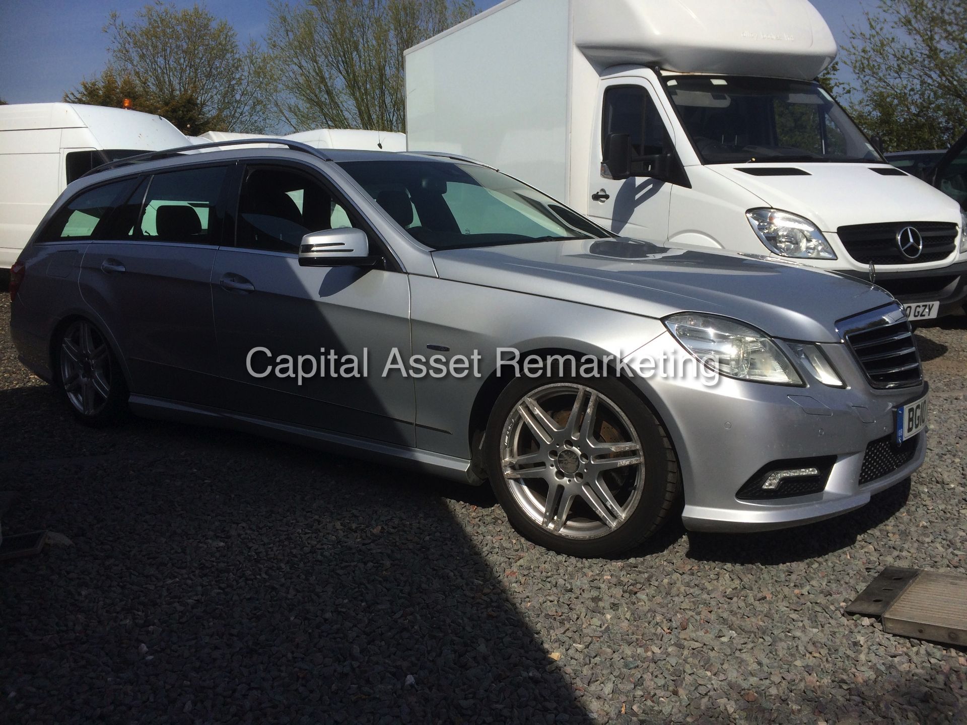 (ON SALE) MERCEDES E250CDI "AMG SPORT" ESTATE (2010 - 10 REG) SAT NAV - LEATHER - SILVER - Image 3 of 14