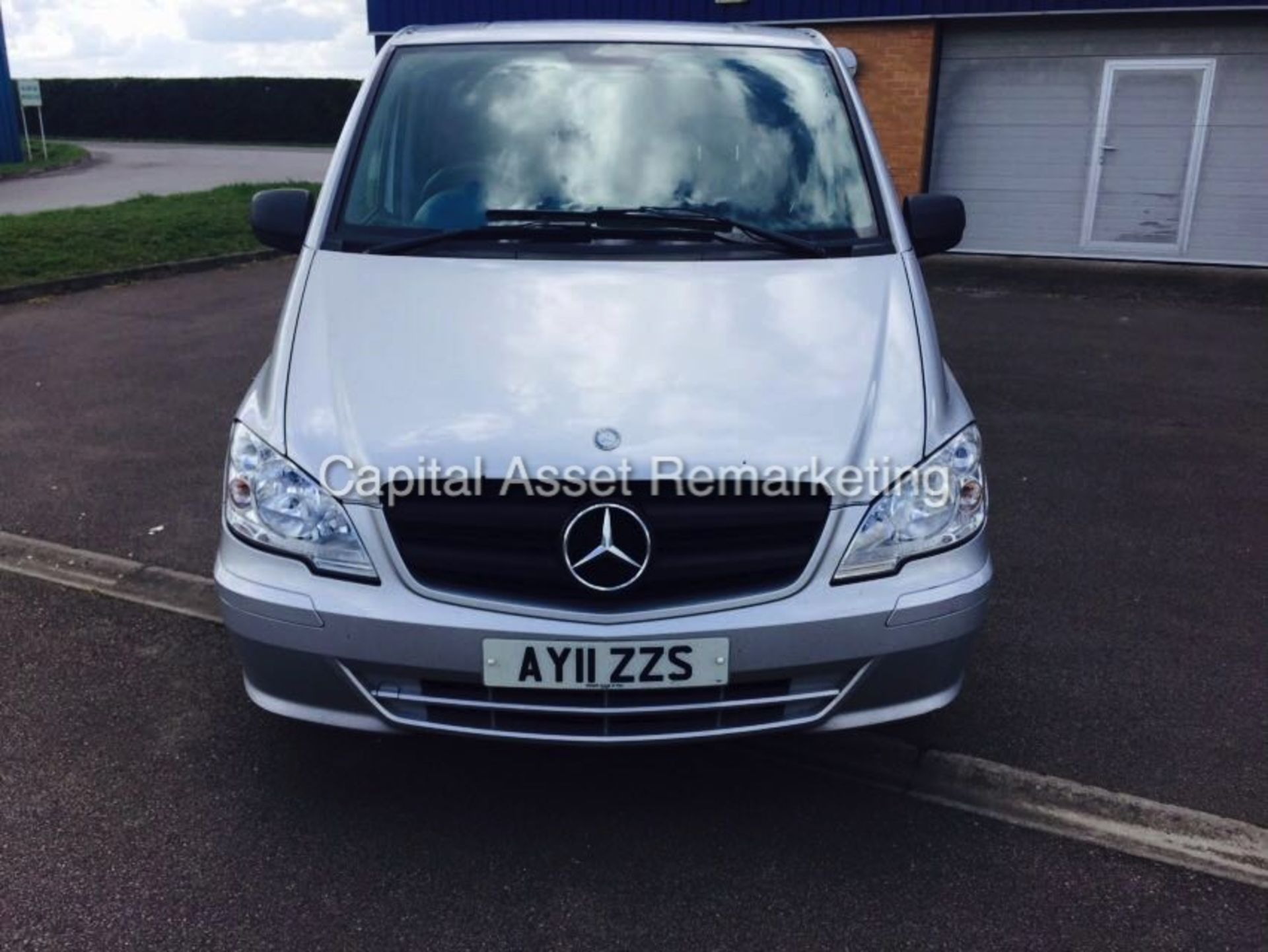 MERCEDES VITO 116CDI (SPORT SPEC) DUAL LINER / COMBI VAN - 11 REG - NEW SHAPE - MASSIVE SPEC!!! LOOK - Image 2 of 12