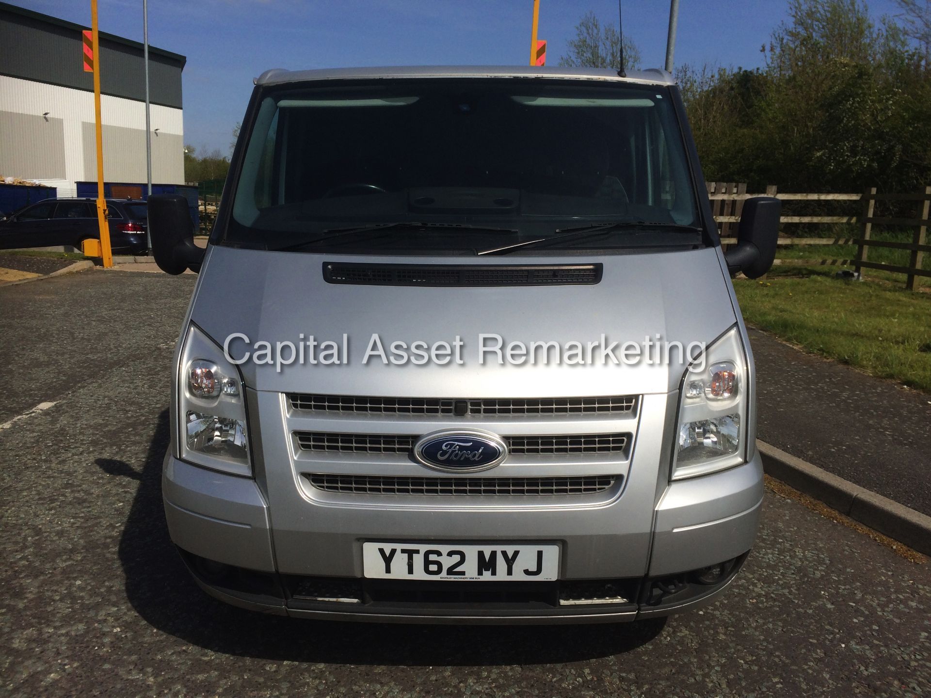 FORD TRANSIT 2.2TDCI "LIMITED" 125PSI / 6 SPEED (2013 MODEL) FULLY LOADED - AIR CON - ELEC PACK - Image 2 of 21