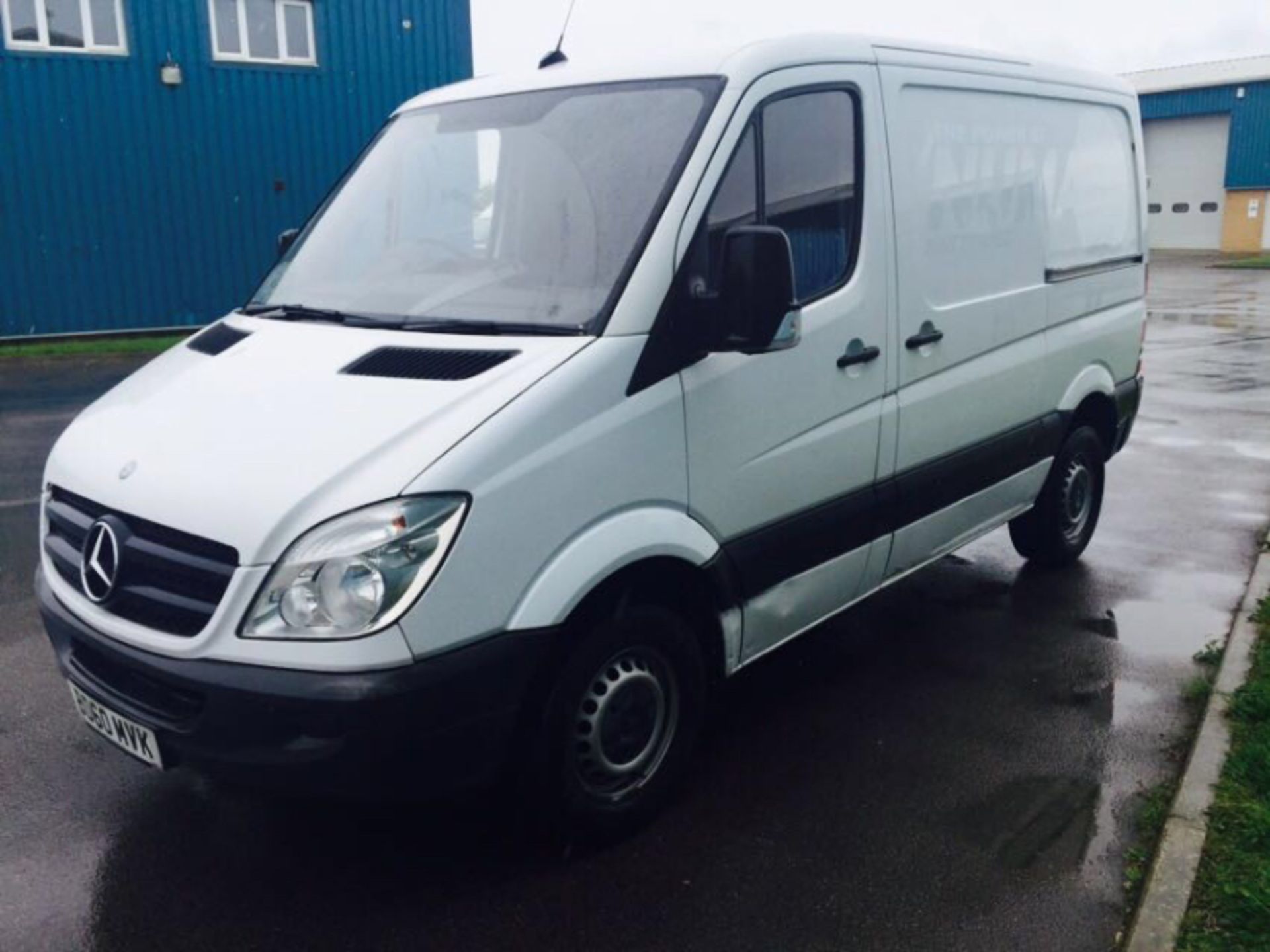 MERCEDES SPRINTER 313CDI - EURO 5 - (2011) REG - CRUISE - GREAT SPEC - 1 OWNER - GREAT SPEC!!!! - Image 2 of 11