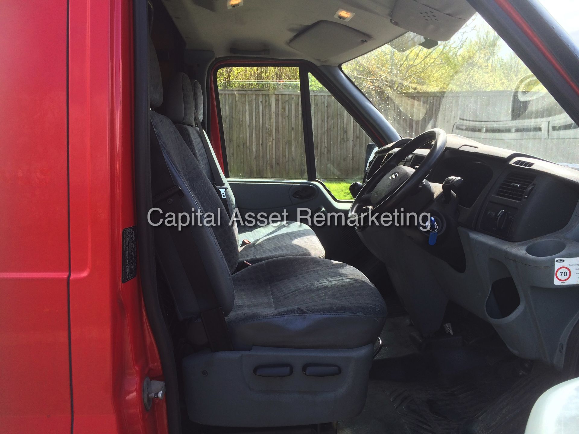 FORD TRANSIT 2.4TDCI "115"PSI - LONG WHEEL BASE - 1 OWNER FROM NEW - - Image 9 of 15