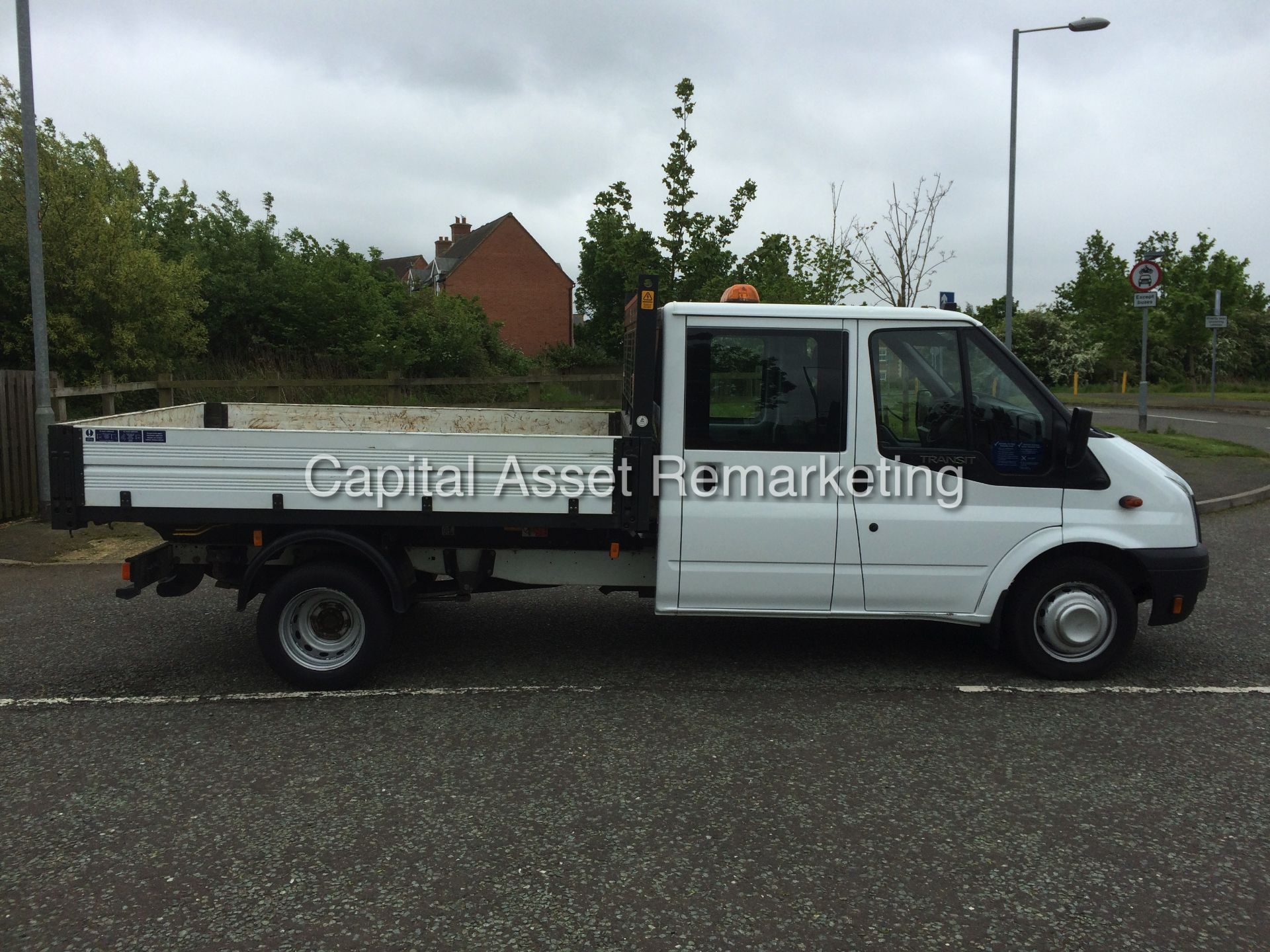 (On Sale) FORD TRANSIT 2.2TDCI "125PSI - 6 SPEED" (2014 MODEL) D/C TIPPER - TWIN WHEELER - 1 OWNER - Image 12 of 23