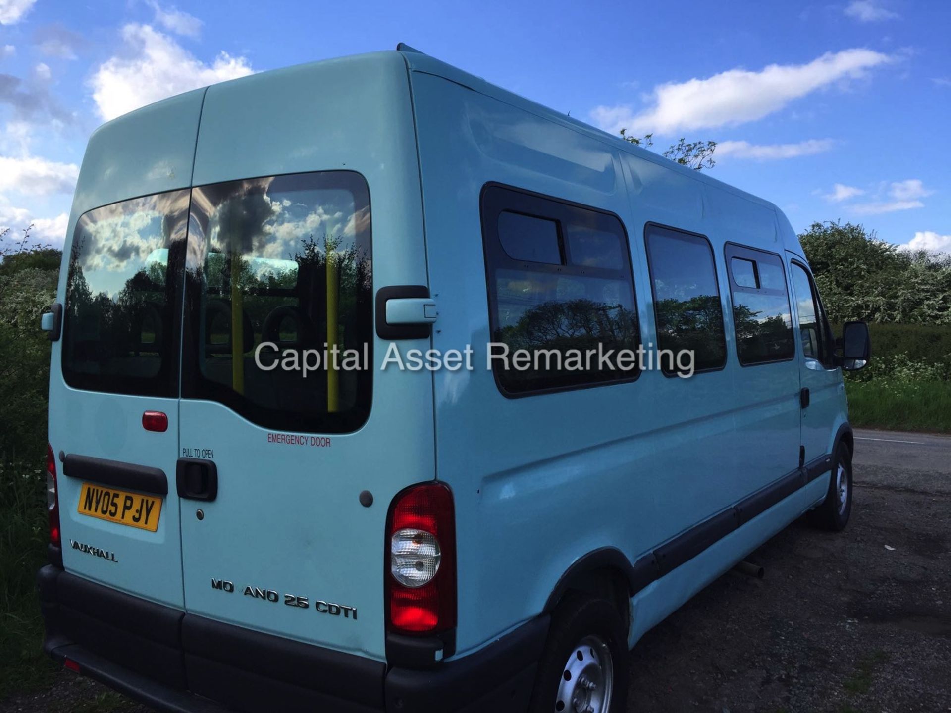VAUXHALL MOVANO 2.5CDTI 15 SEATER MINIBUS (2005 - 05 REG) LWB / HI TOP - ONLY 86k - NO VAT TO PAY !! - Image 5 of 12