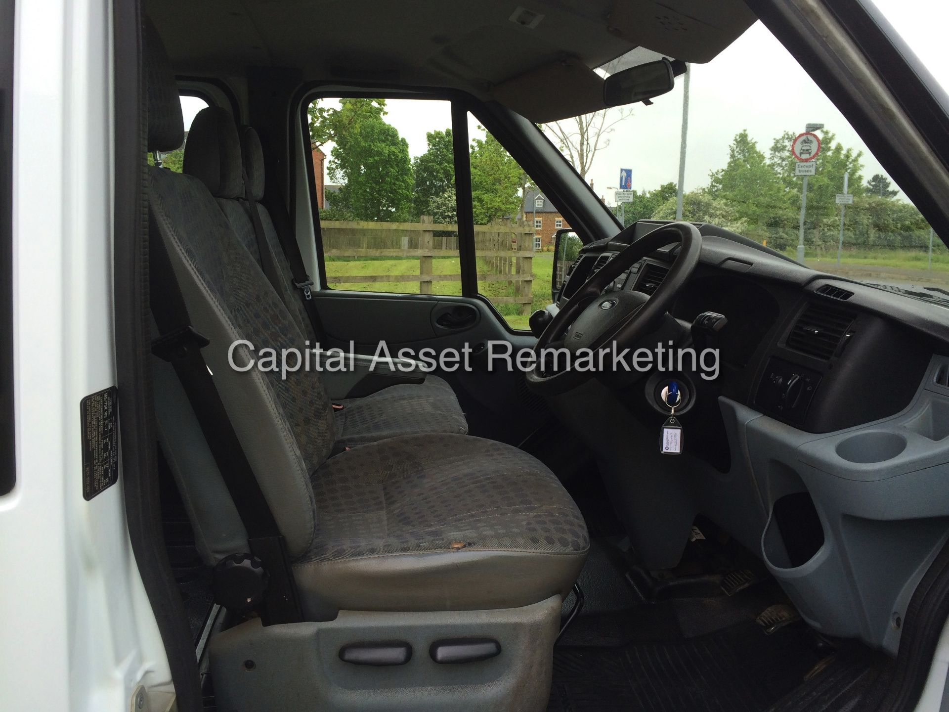 (On Sale) FORD TRANSIT 2.2TDCI "125PSI - 6 SPEED" (2014 MODEL) D/C TIPPER - TWIN WHEELER - 1 OWNER - Image 13 of 23