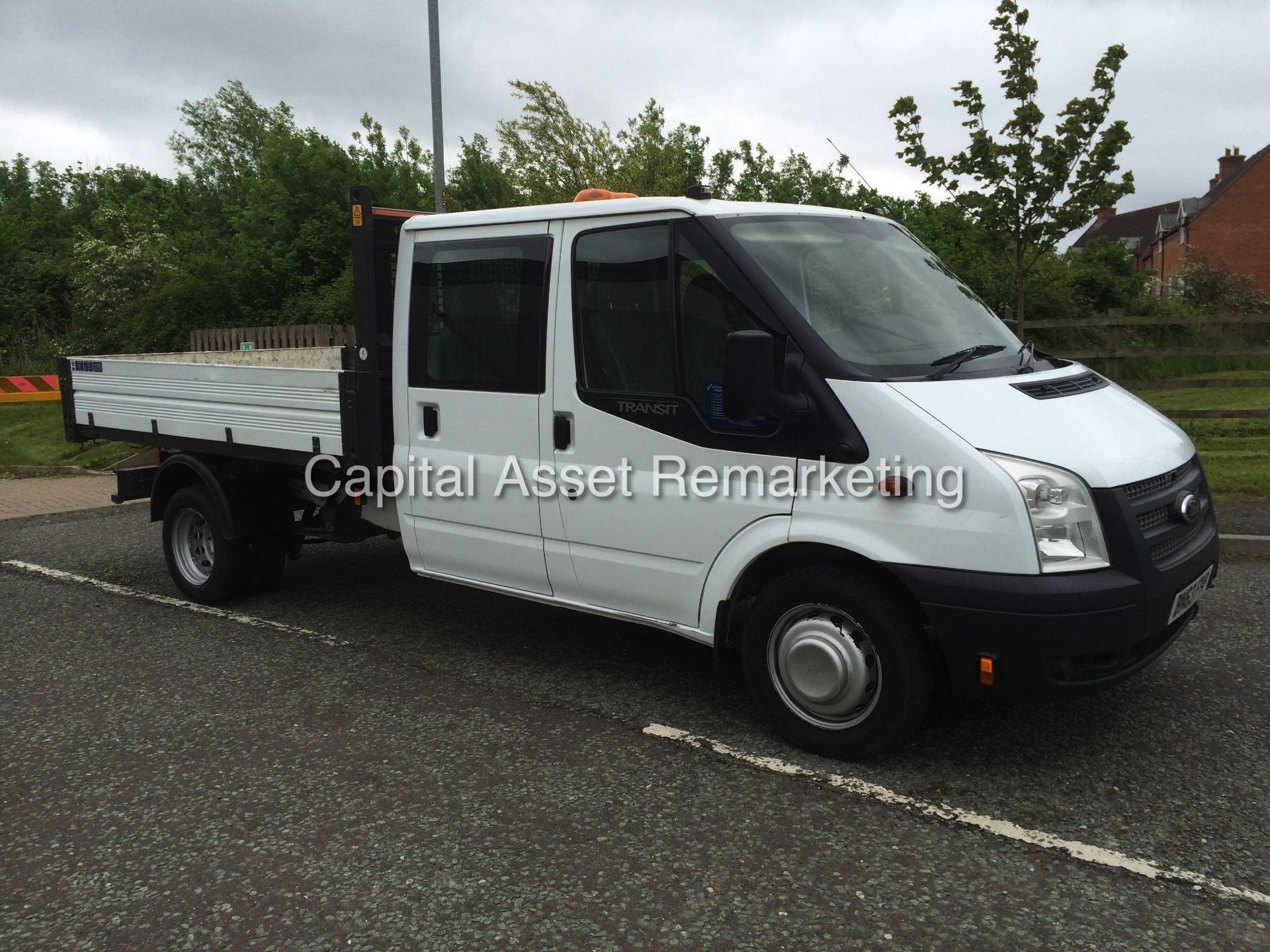 (On Sale) FORD TRANSIT 2.2TDCI "125PSI - 6 SPEED" (2014 MODEL) D/C TIPPER - TWIN WHEELER - 1 OWNER - Image 5 of 23