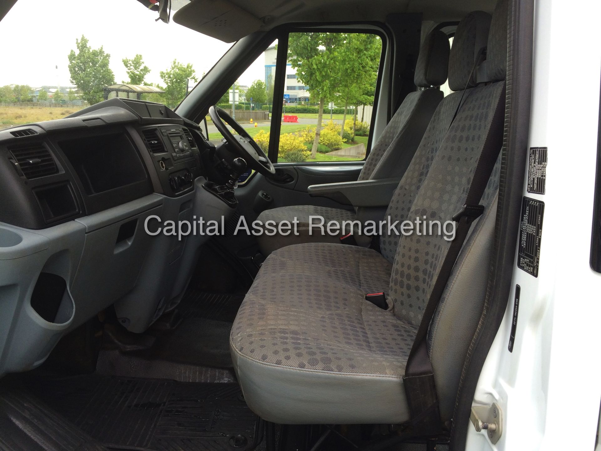 (On Sale) FORD TRANSIT 2.2TDCI "125PSI - 6 SPEED" (2014 MODEL) D/C TIPPER - TWIN WHEELER - 1 OWNER - Image 17 of 23