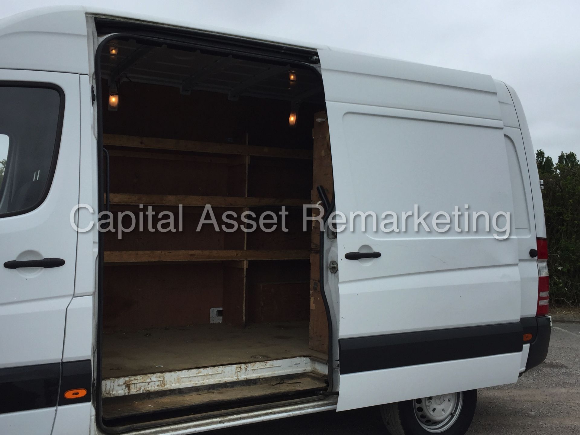 (On Sale) MERCEDES-BENZ SPRINTER 313 CDI 'MWB HI-ROOF' (2013 MODEL) 'FULL HISTORY - LOW MILES' - Image 14 of 20