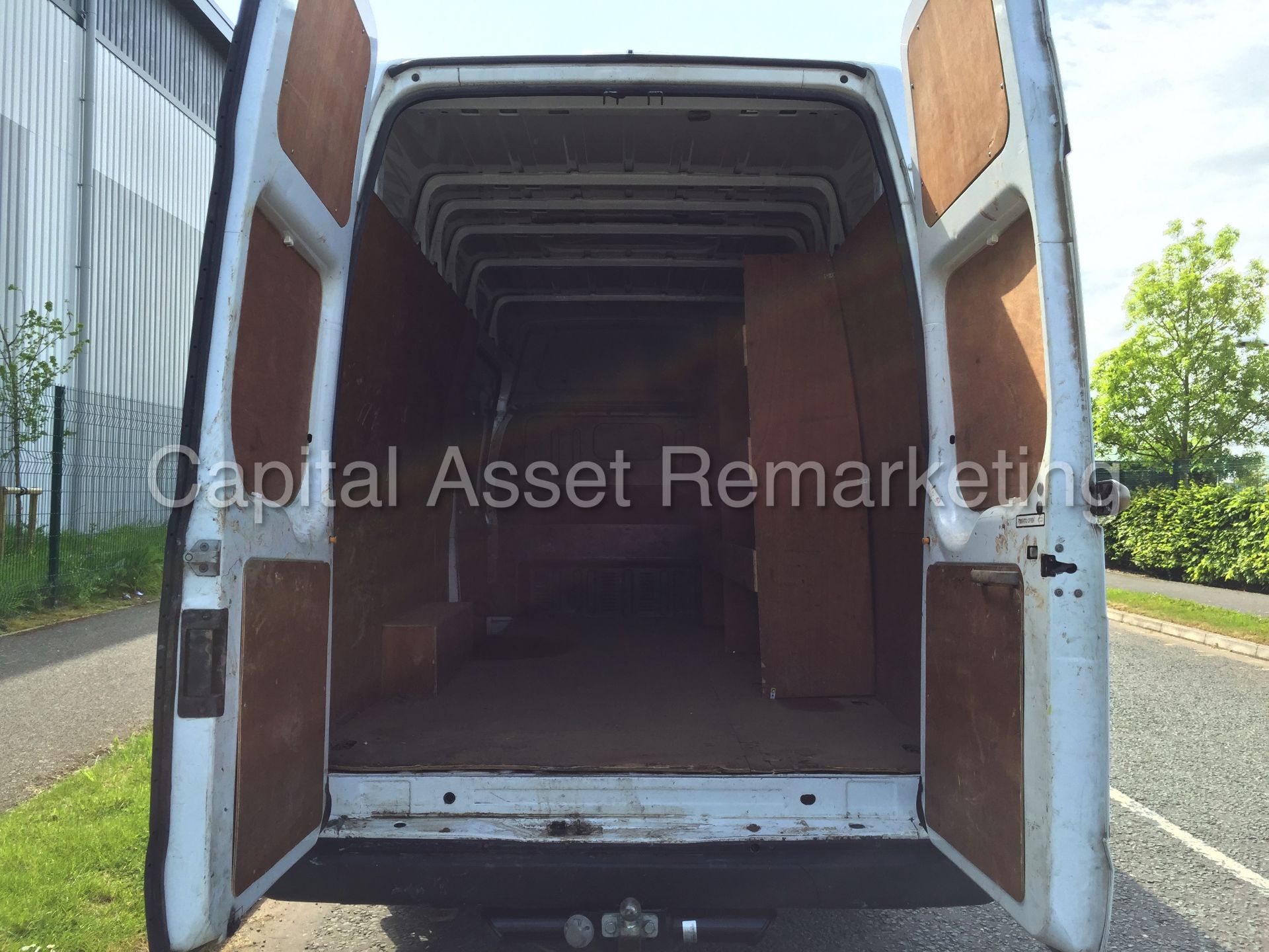 FORD TRANSIT 2.2TDCI - T350 - EXTRA LONG WHEEL BASE "JUMBO" - 12 REG - 1 OWNER FROM NEW - LOW MILES! - Image 13 of 18