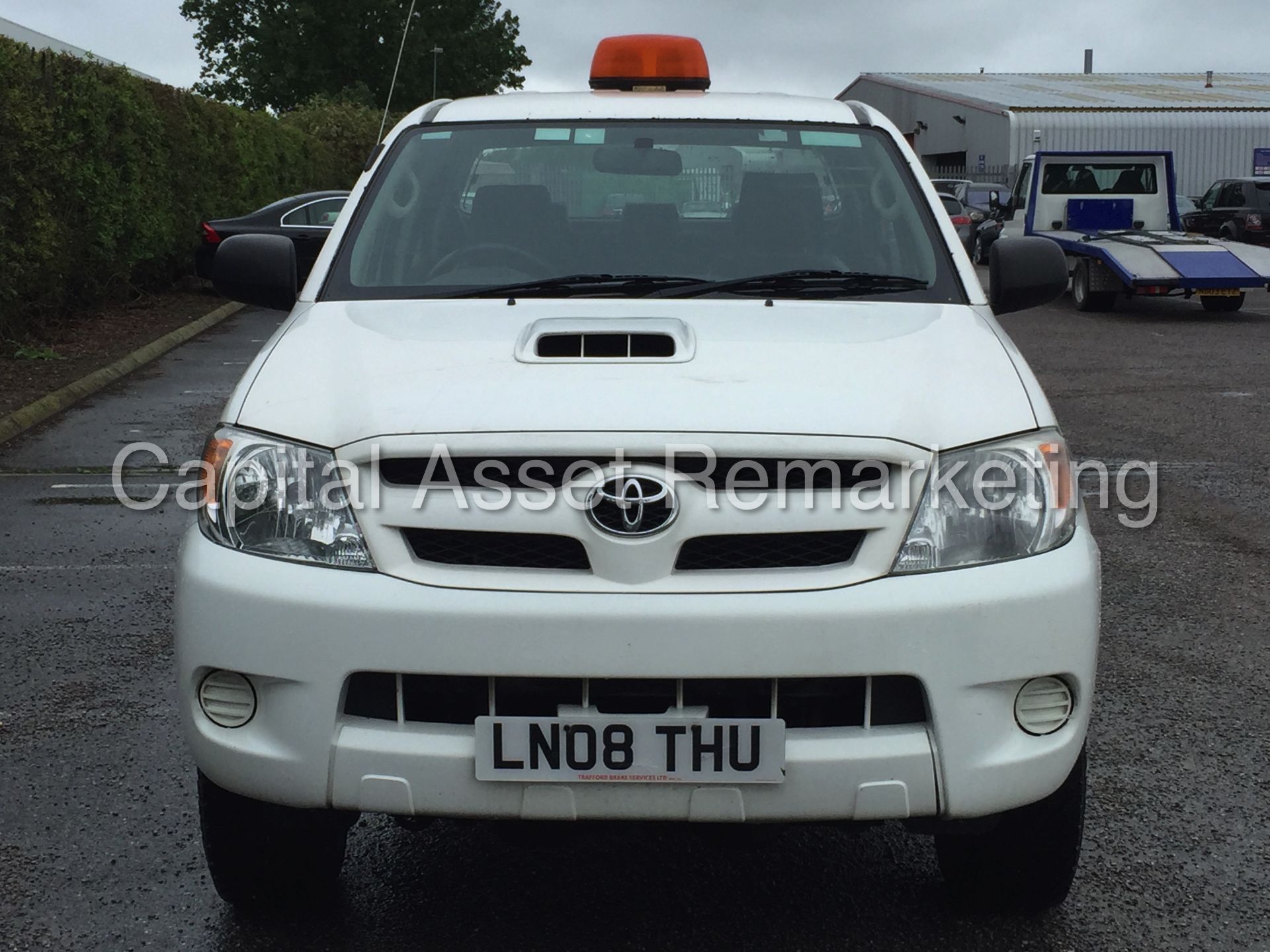 TOYOTA HILUX D-4D '171 BHP' (2008 - 08 REG) DOUBLE CAB PICK-UP (1 OWNER FROM NEW) - Image 4 of 23