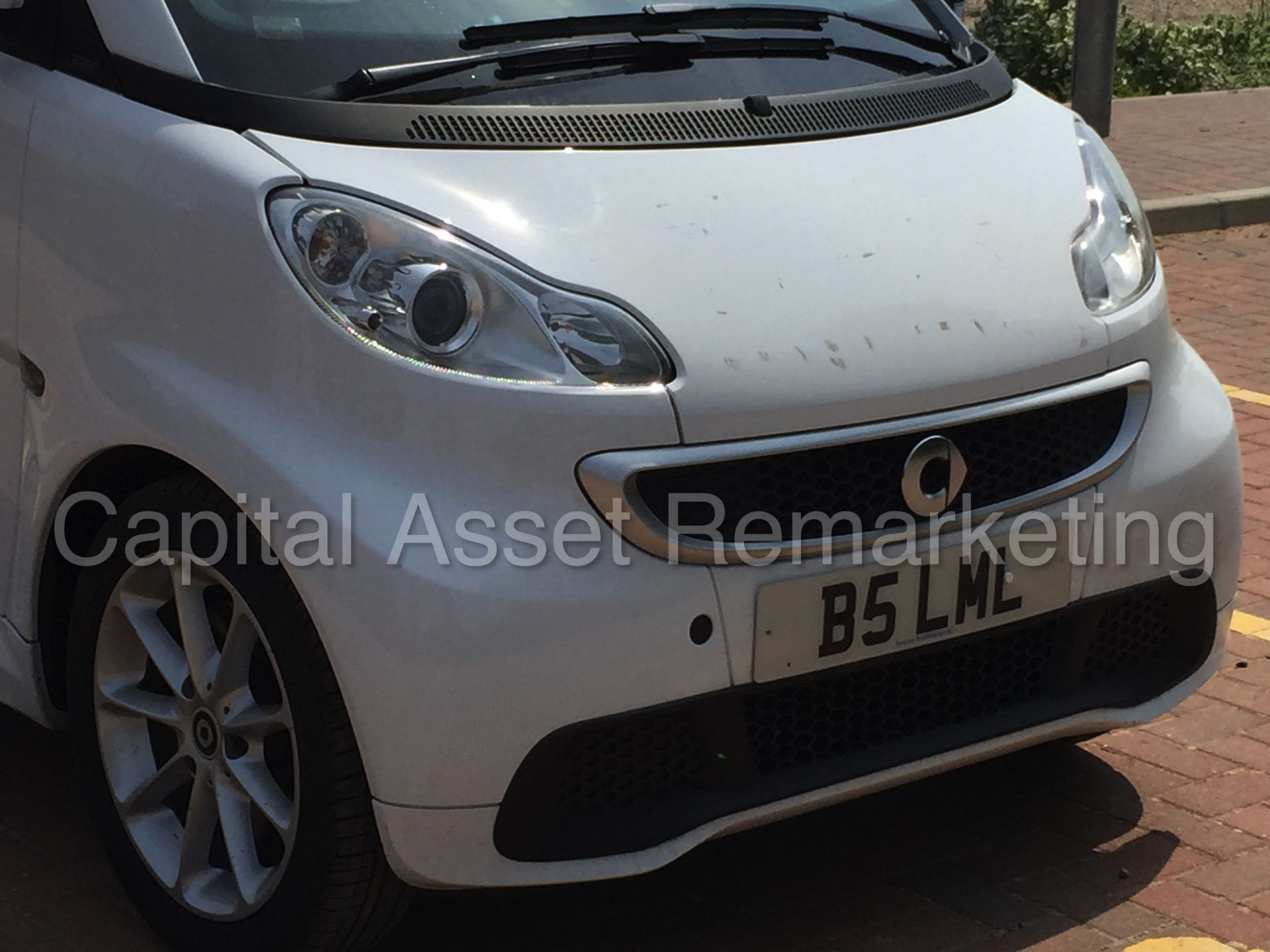 (On Sale) SMART FORTWO 'PASSION' (2013 MODEL) 'MHD - AUTO - SAT NAV - AIR CON' *1 OWNER* (NO VAT) - Image 9 of 28